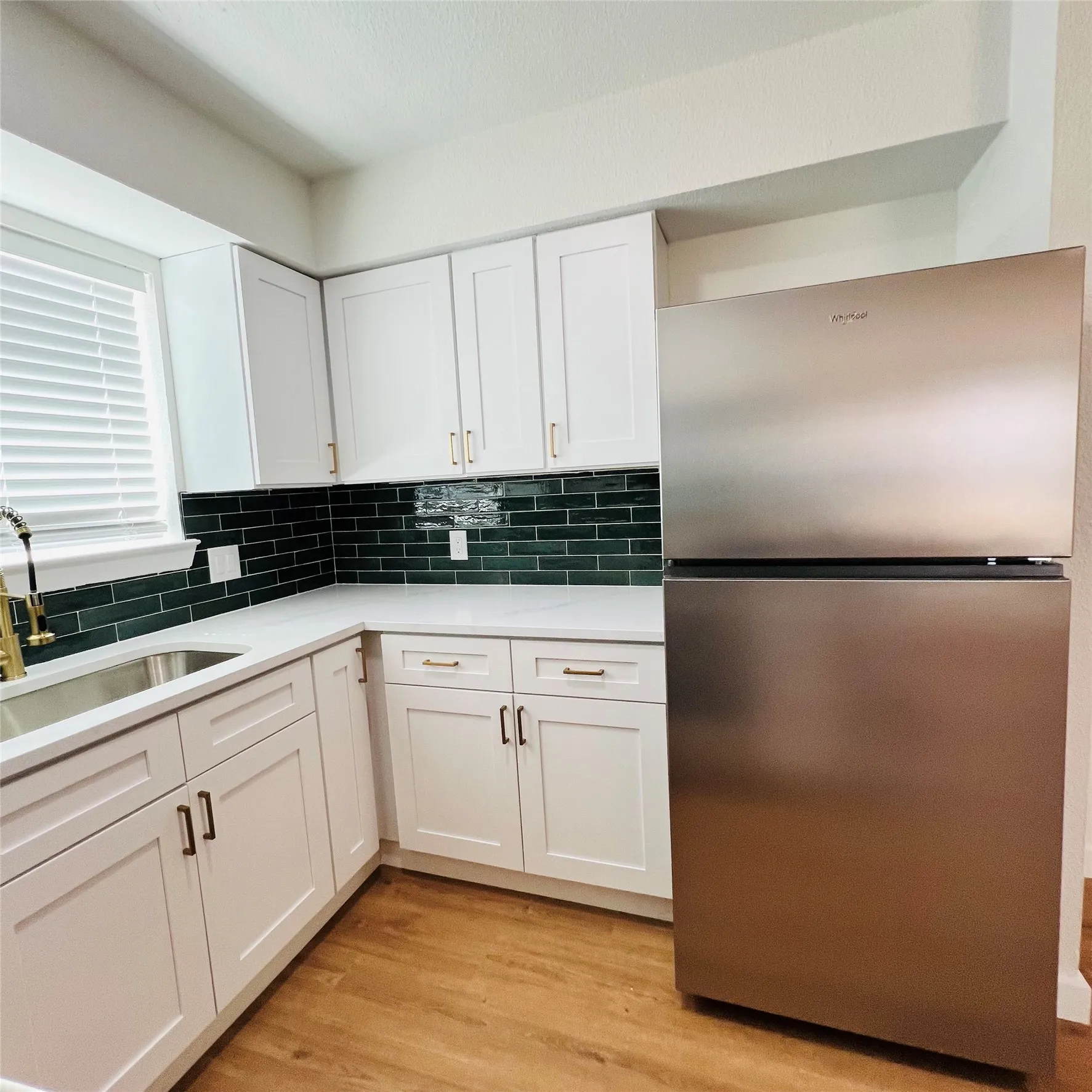 Duplex For Rent in Tarrant County , 1701 Justin Lyn Street, Arlington, Texas 76012, 2 Bedroom, 1 Bathroom, Garage spaces, 773 Sqft, built in 1981, mls#21391241, Real Estate Agent in Arlington, Homes For Rent in Tarrant county, Homes For Rent in Arlington, Realtor in Arlington Texas, Real Estate Brokerage Independent Realty Texas, Luminita Cordes Realtor