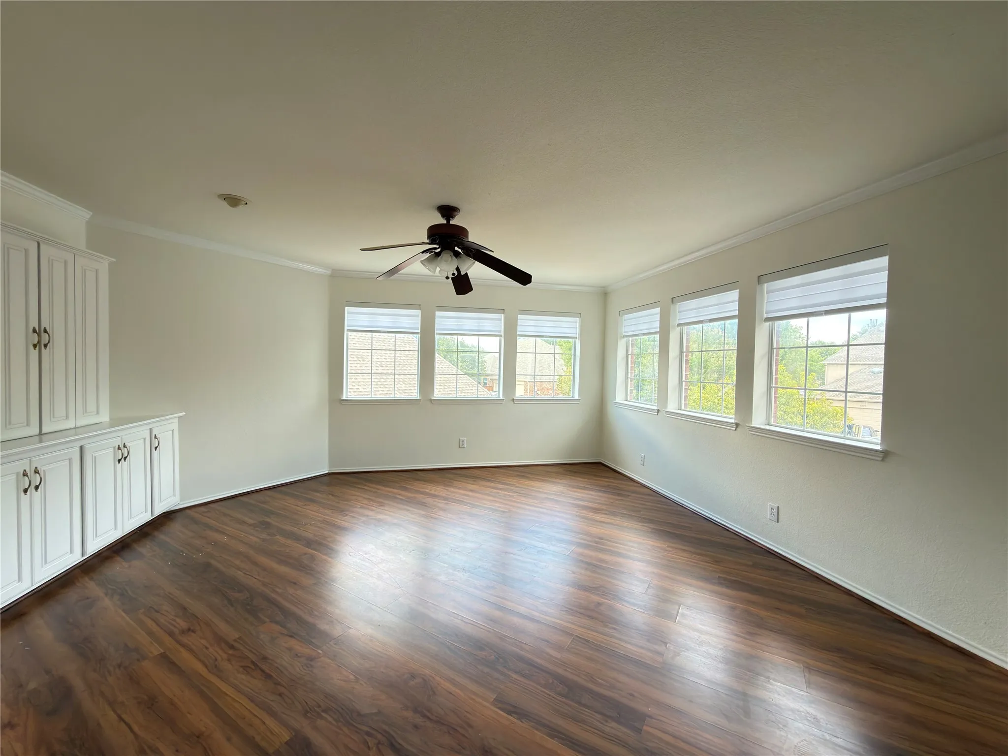 Single Family Residence For Rent in Collin County , 1328 Comanche Drive, Allen, Texas 75013, 4 Bedroom, 3 Bathroom, 2 Garage spaces, 2,524 Sqft, built in 1996, mls#21390225, Real Estate Agent in Allen, Homes For Rent in Collin county, Homes For Rent in Allen, Realtor in Allen Texas, Real Estate Brokerage Independent Realty Texas, Luminita Cordes Realtor