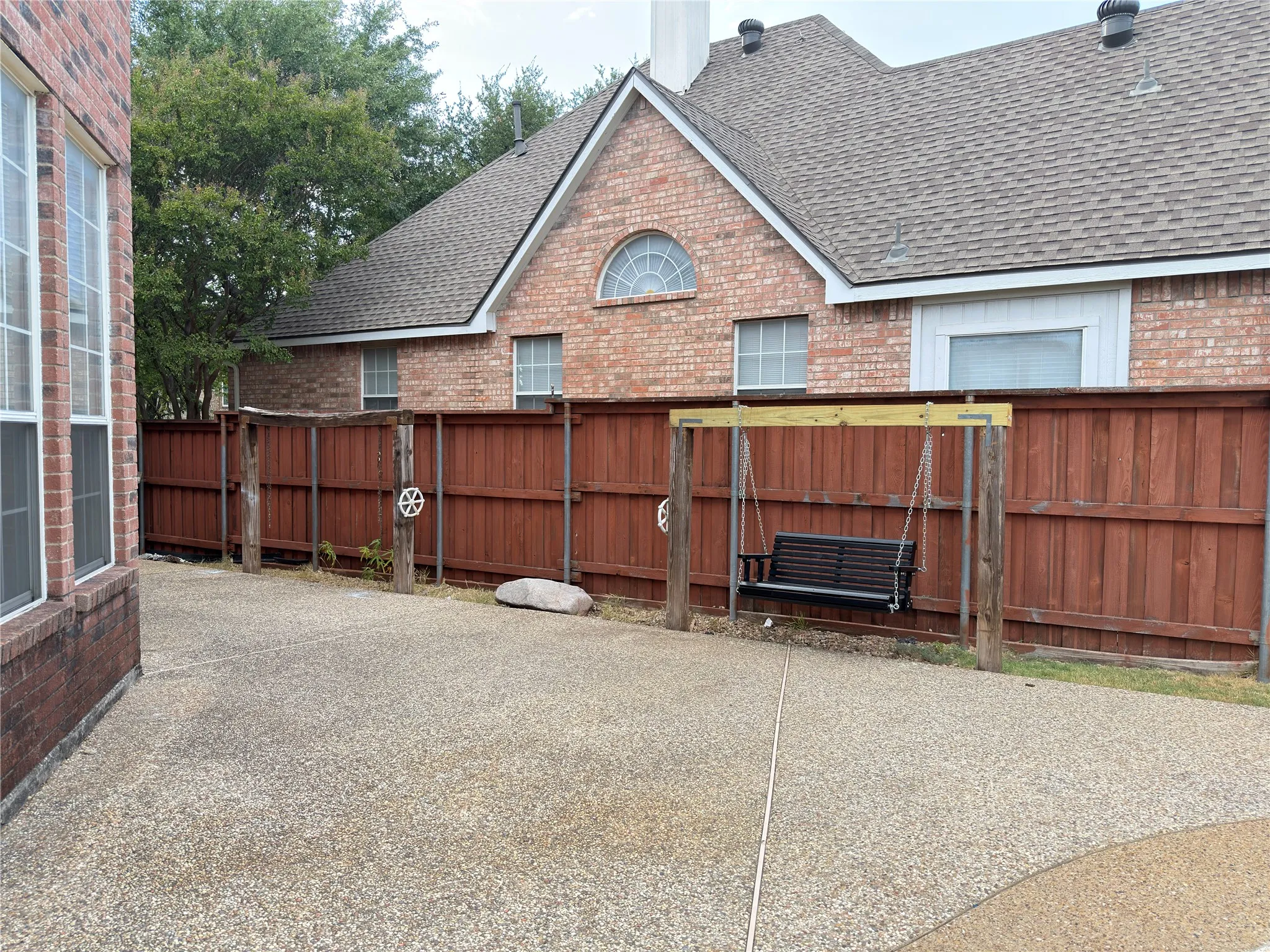 Single Family Residence For Rent in Collin County , 1328 Comanche Drive, Allen, Texas 75013, 4 Bedroom, 3 Bathroom, 2 Garage spaces, 2,524 Sqft, built in 1996, mls#21390225, Real Estate Agent in Allen, Homes For Rent in Collin county, Homes For Rent in Allen, Realtor in Allen Texas, Real Estate Brokerage Independent Realty Texas, Luminita Cordes Realtor