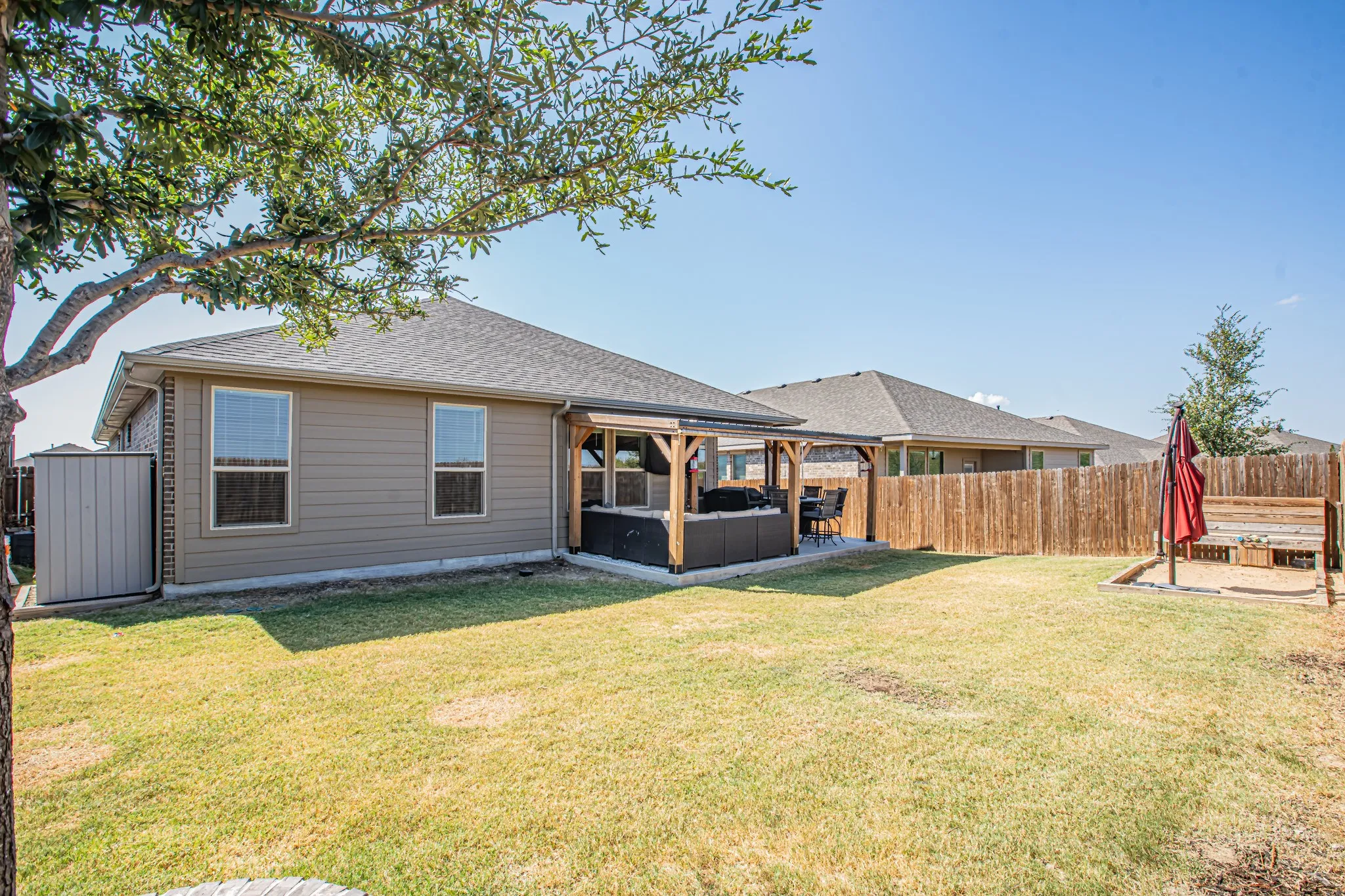 Single Family Residence For Rent in Wise County , 112 Willow Street, Rhome, Texas 76078, 4 Bedroom, 2 Bathroom, 2 Garage spaces, 2,039 Sqft, built in 2023, mls#21388206, Real Estate Agent in Rhome, Homes For Rent in Wise county, Homes For Rent in Rhome, Realtor in Rhome Texas, Real Estate Brokerage Independent Realty Texas, Luminita Cordes Realtor
