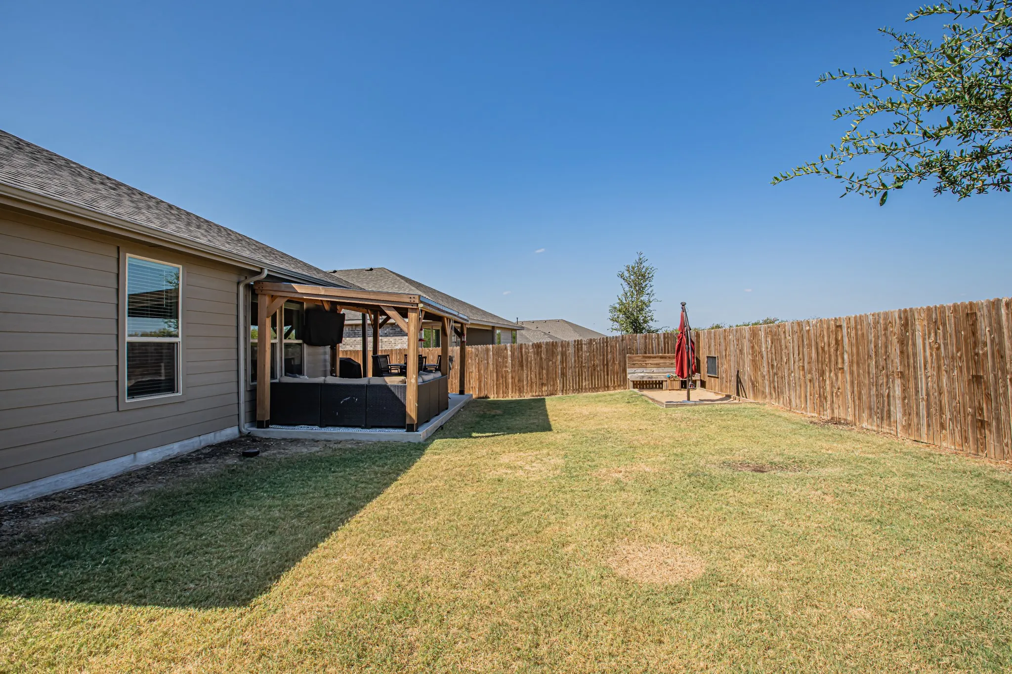 Single Family Residence For Rent in Wise County , 112 Willow Street, Rhome, Texas 76078, 4 Bedroom, 2 Bathroom, 2 Garage spaces, 2,039 Sqft, built in 2023, mls#21388206, Real Estate Agent in Rhome, Homes For Rent in Wise county, Homes For Rent in Rhome, Realtor in Rhome Texas, Real Estate Brokerage Independent Realty Texas, Luminita Cordes Realtor