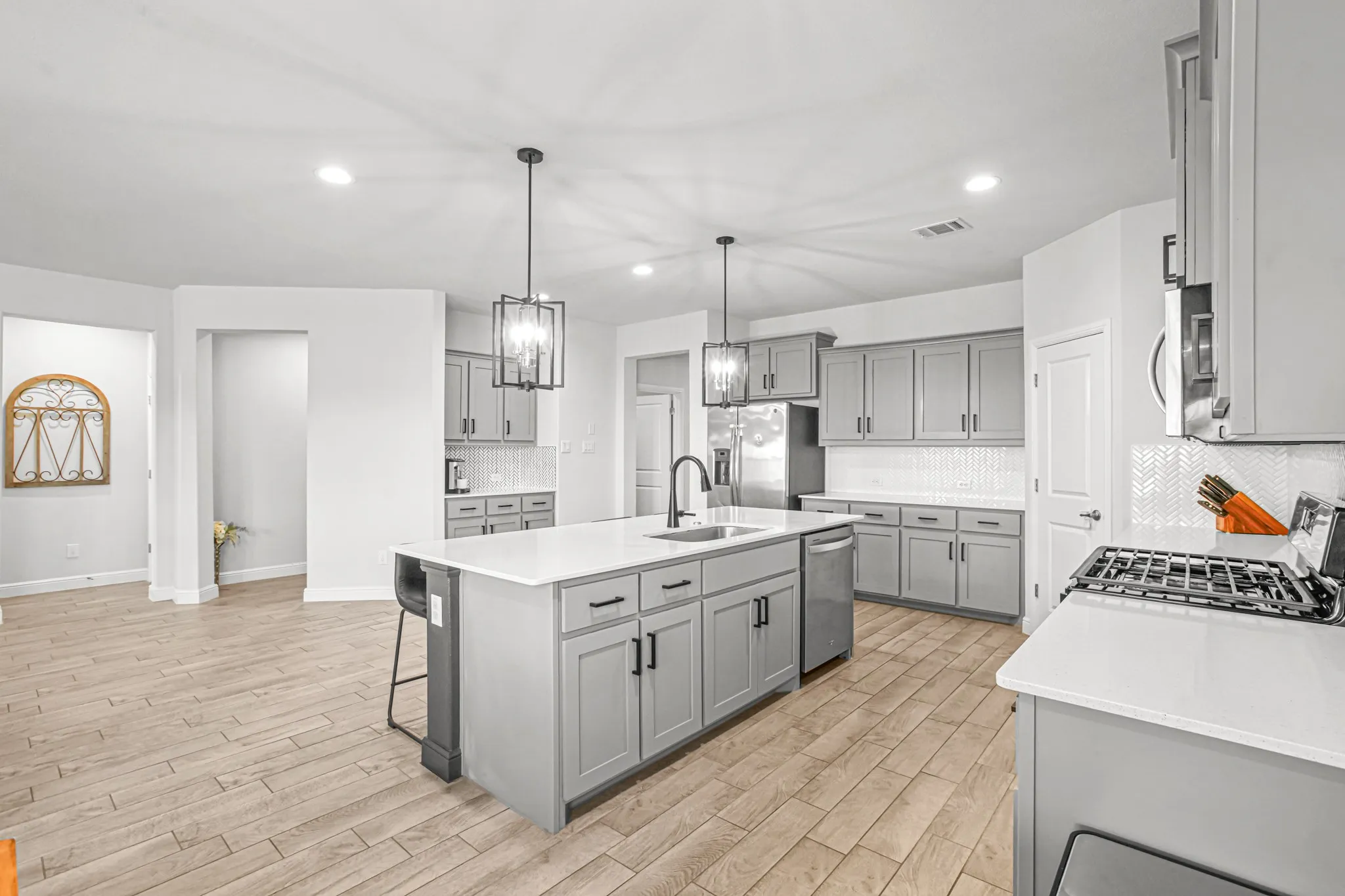 Single Family Residence For Rent in Wise County , 112 Willow Street, Rhome, Texas 76078, 4 Bedroom, 2 Bathroom, 2 Garage spaces, 2,039 Sqft, built in 2023, mls#21388206, Real Estate Agent in Rhome, Homes For Rent in Wise county, Homes For Rent in Rhome, Realtor in Rhome Texas, Real Estate Brokerage Independent Realty Texas, Luminita Cordes Realtor