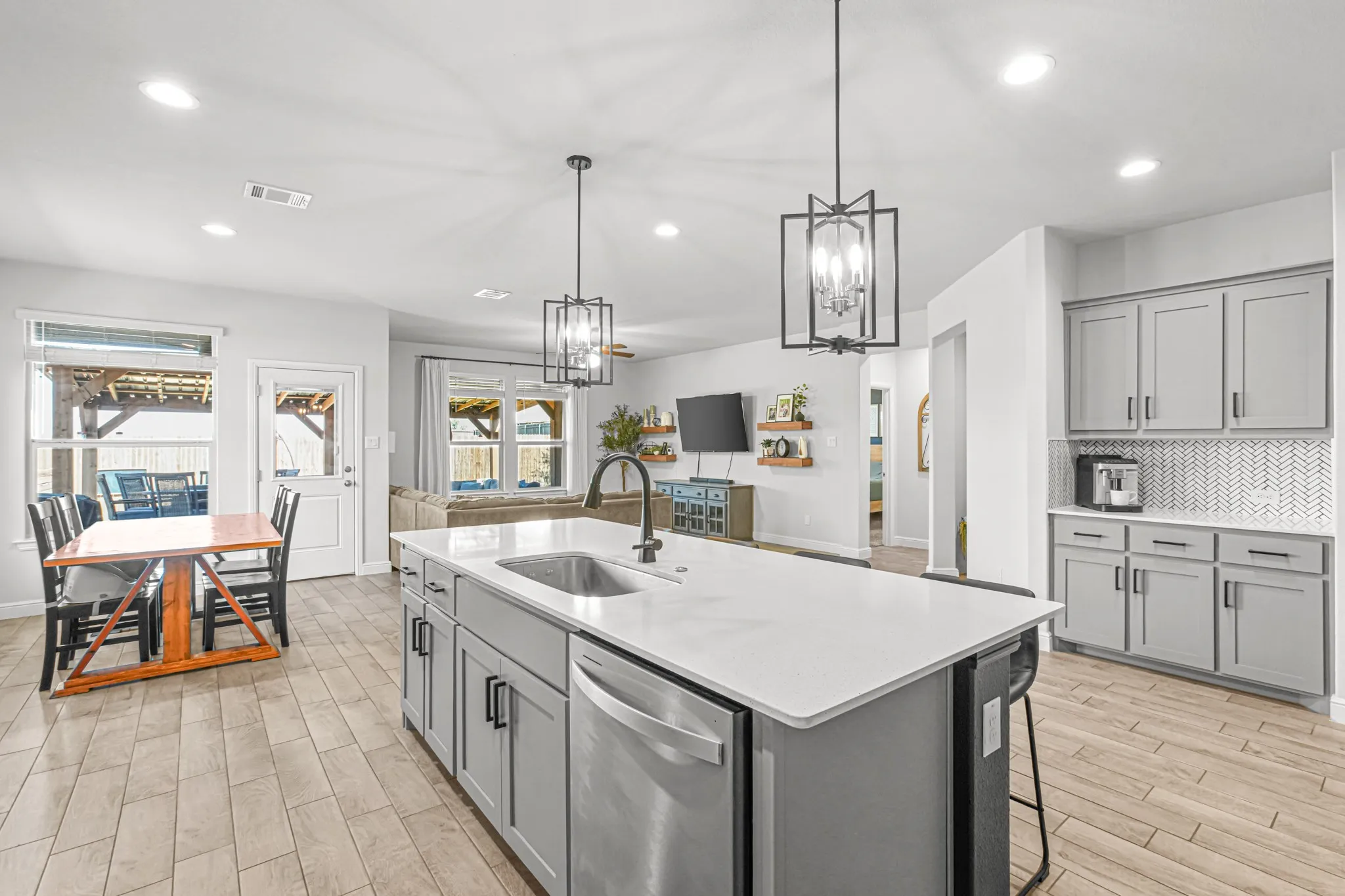 Single Family Residence For Rent in Wise County , 112 Willow Street, Rhome, Texas 76078, 4 Bedroom, 2 Bathroom, 2 Garage spaces, 2,039 Sqft, built in 2023, mls#21388206, Real Estate Agent in Rhome, Homes For Rent in Wise county, Homes For Rent in Rhome, Realtor in Rhome Texas, Real Estate Brokerage Independent Realty Texas, Luminita Cordes Realtor