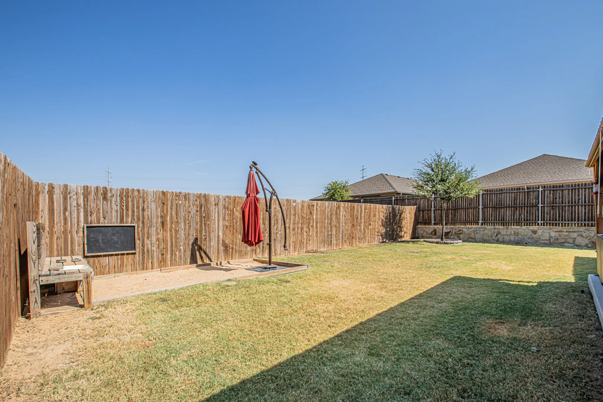 Single Family Residence For Rent in Wise County , 112 Willow Street, Rhome, Texas 76078, 4 Bedroom, 2 Bathroom, 2 Garage spaces, 2,039 Sqft, built in 2023, mls#21388206, Real Estate Agent in Rhome, Homes For Rent in Wise county, Homes For Rent in Rhome, Realtor in Rhome Texas, Real Estate Brokerage Independent Realty Texas, Luminita Cordes Realtor