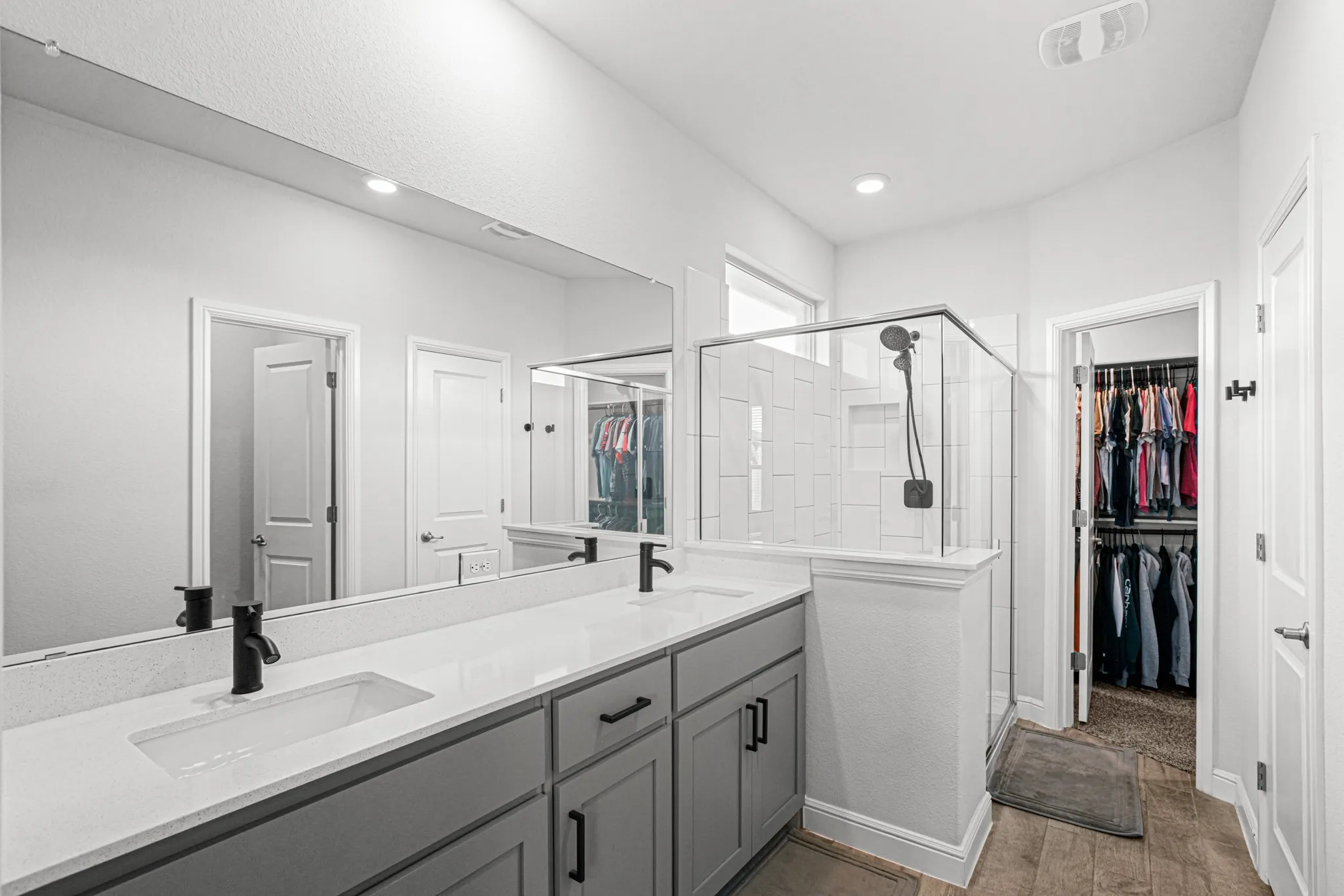 Single Family Residence For Rent in Wise County , 112 Willow Street, Rhome, Texas 76078, 4 Bedroom, 2 Bathroom, 2 Garage spaces, 2,039 Sqft, built in 2023, mls#21388206, Real Estate Agent in Rhome, Homes For Rent in Wise county, Homes For Rent in Rhome, Realtor in Rhome Texas, Real Estate Brokerage Independent Realty Texas, Luminita Cordes Realtor