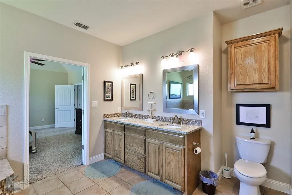 Single Family Residence For Sale in Taylor County , 110 White Tail Drive, Tuscola, Texas 79562, 4 Bedroom, 2 Bathroom, 2 Garage spaces, 2,153 Sqft, built in 2010, mls#21391249, Real Estate Agent in Tuscola, Homes For Sale in Taylor county, Homes For Sale in Tuscola, Realtor in Tuscola Texas, Real Estate Brokerage Independent Realty Texas, Luminita Cordes Realtor