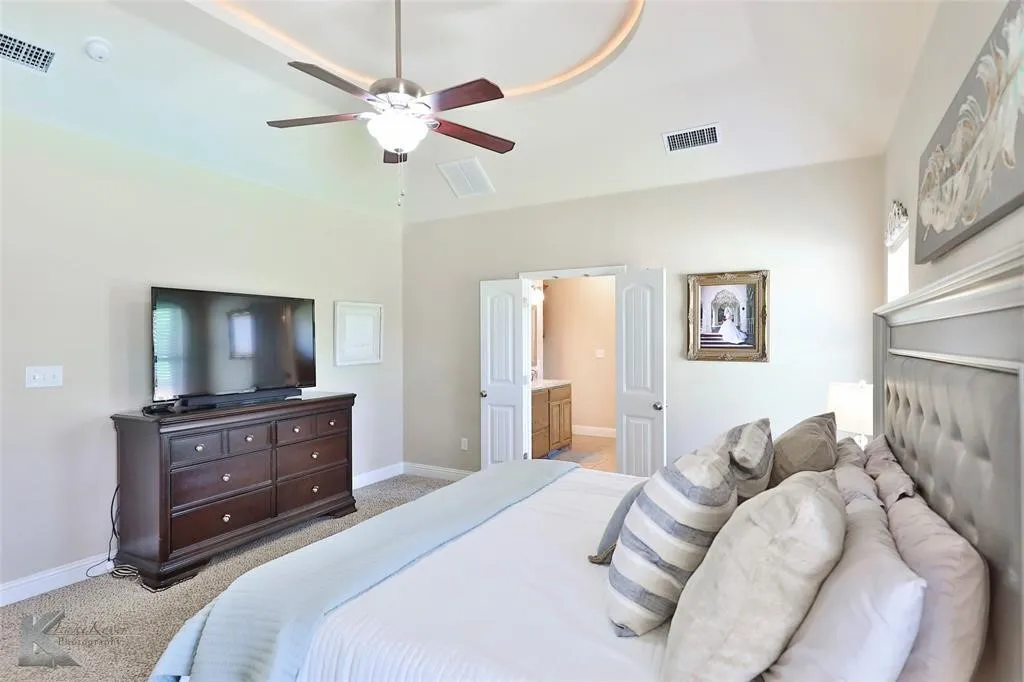 Single Family Residence For Sale in Taylor County , 110 White Tail Drive, Tuscola, Texas 79562, 4 Bedroom, 2 Bathroom, 2 Garage spaces, 2,153 Sqft, built in 2010, mls#21391249, Real Estate Agent in Tuscola, Homes For Sale in Taylor county, Homes For Sale in Tuscola, Realtor in Tuscola Texas, Real Estate Brokerage Independent Realty Texas, Luminita Cordes Realtor