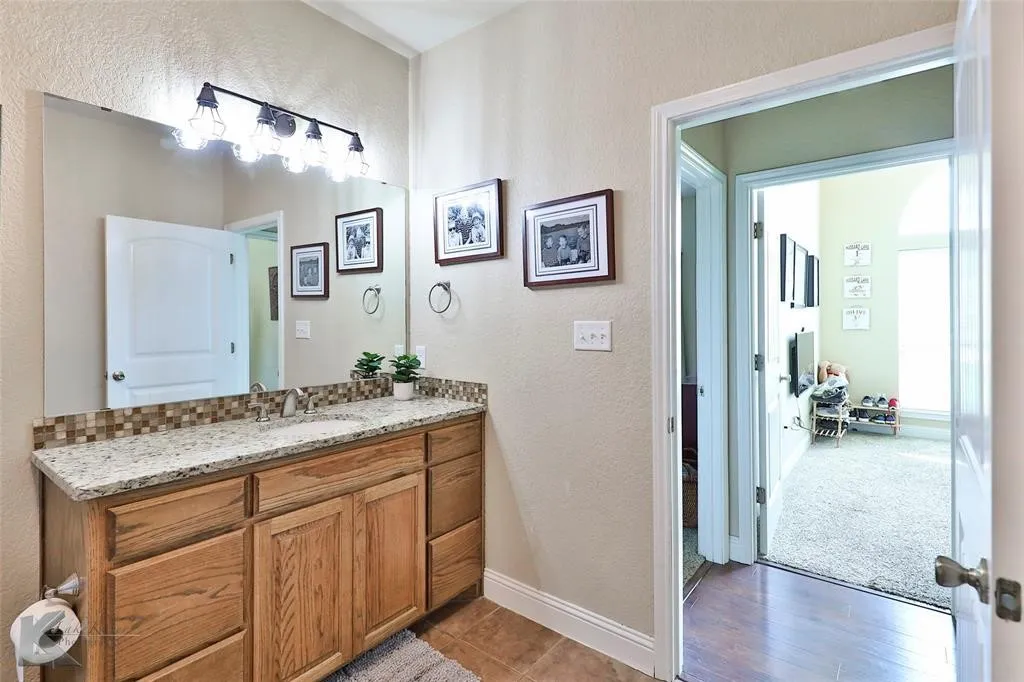 Single Family Residence For Sale in Taylor County , 110 White Tail Drive, Tuscola, Texas 79562, 4 Bedroom, 2 Bathroom, 2 Garage spaces, 2,153 Sqft, built in 2010, mls#21391249, Real Estate Agent in Tuscola, Homes For Sale in Taylor county, Homes For Sale in Tuscola, Realtor in Tuscola Texas, Real Estate Brokerage Independent Realty Texas, Luminita Cordes Realtor