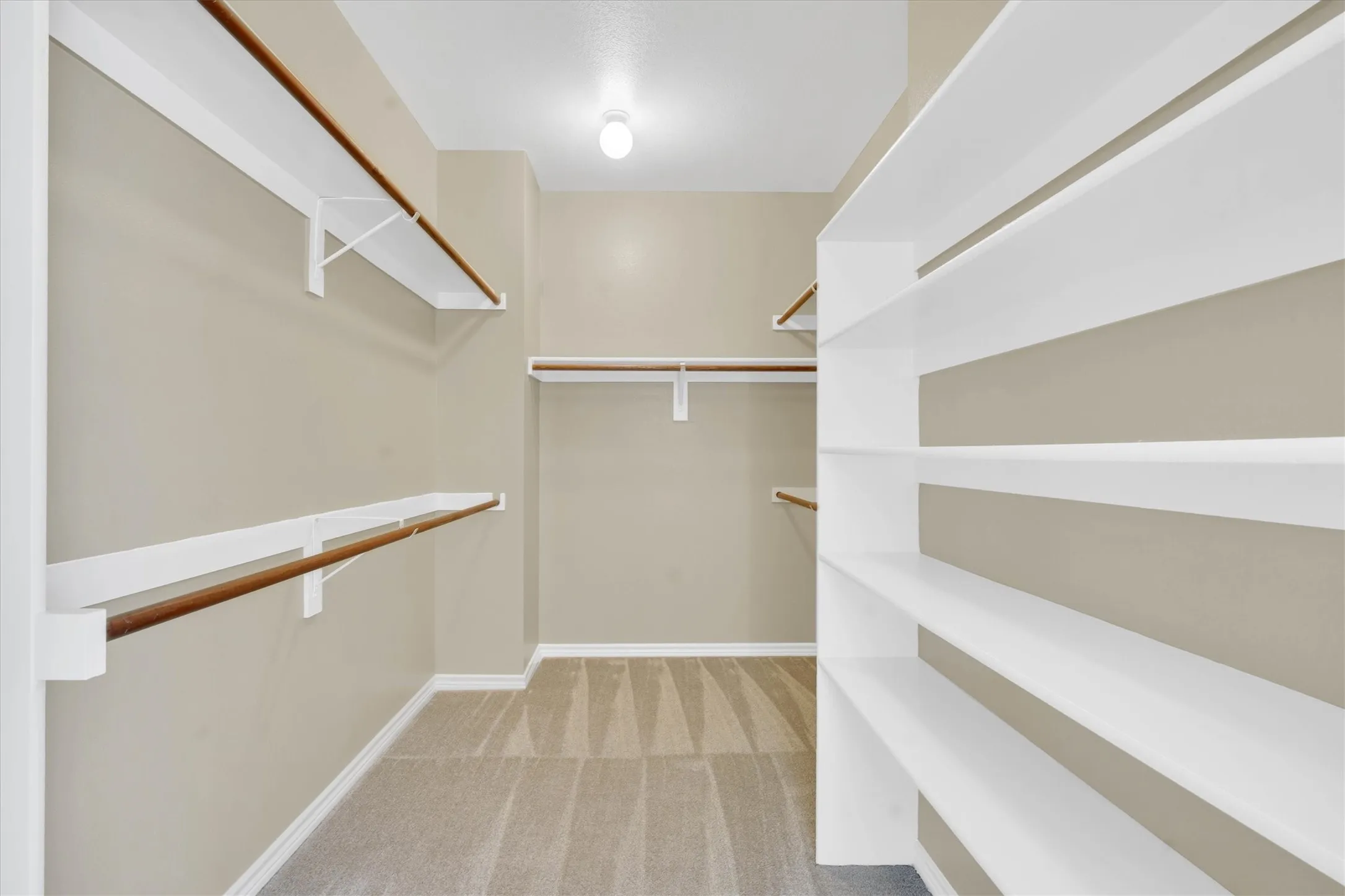 Single Family Residence For Sale in Dallas County , 4213 Forestedge Drive, Grand Prairie, Texas 75052, 4 Bedroom, 3 Bathroom, 2 Garage spaces, 2,532 Sqft, built in 1997, mls#21388386, Real Estate Agent in Grand Prairie, Homes For Sale in Dallas county, Homes For Sale in Grand Prairie, Realtor in Grand Prairie Texas, Real Estate Brokerage Independent Realty Texas, Luminita Cordes Realtor