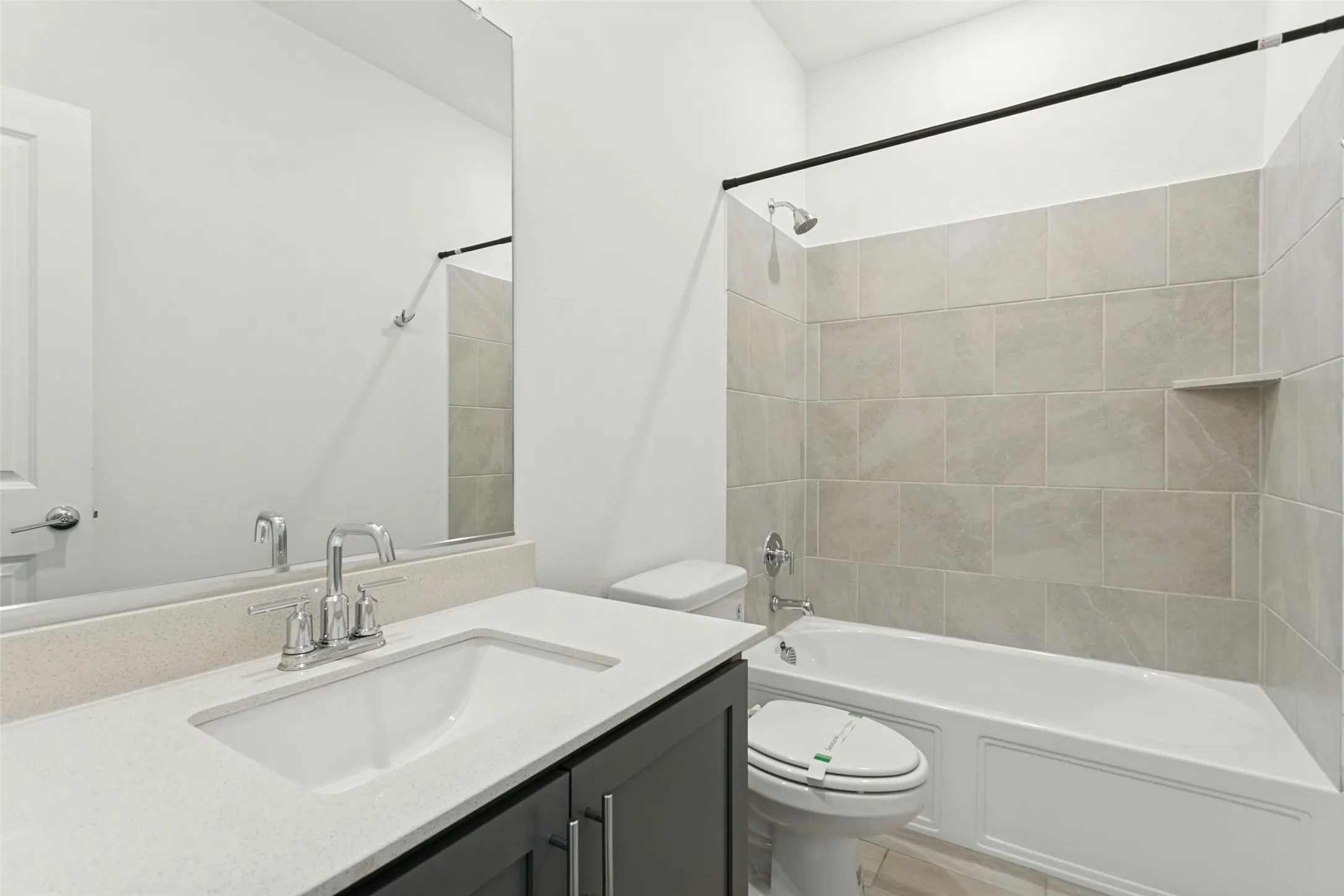 Single Family Residence For Sale in Denton County , 2121 Esher Drive, Little Elm, Texas 75068, 4 Bedroom, 4 Bathroom, 2 Garage spaces, 3,179 Sqft, built in 2024, mls#21391250, Real Estate Agent in Little Elm, Homes For Sale in Denton county, Homes For Sale in Little Elm, Realtor in Little Elm Texas, Real Estate Brokerage Independent Realty Texas, Luminita Cordes Realtor