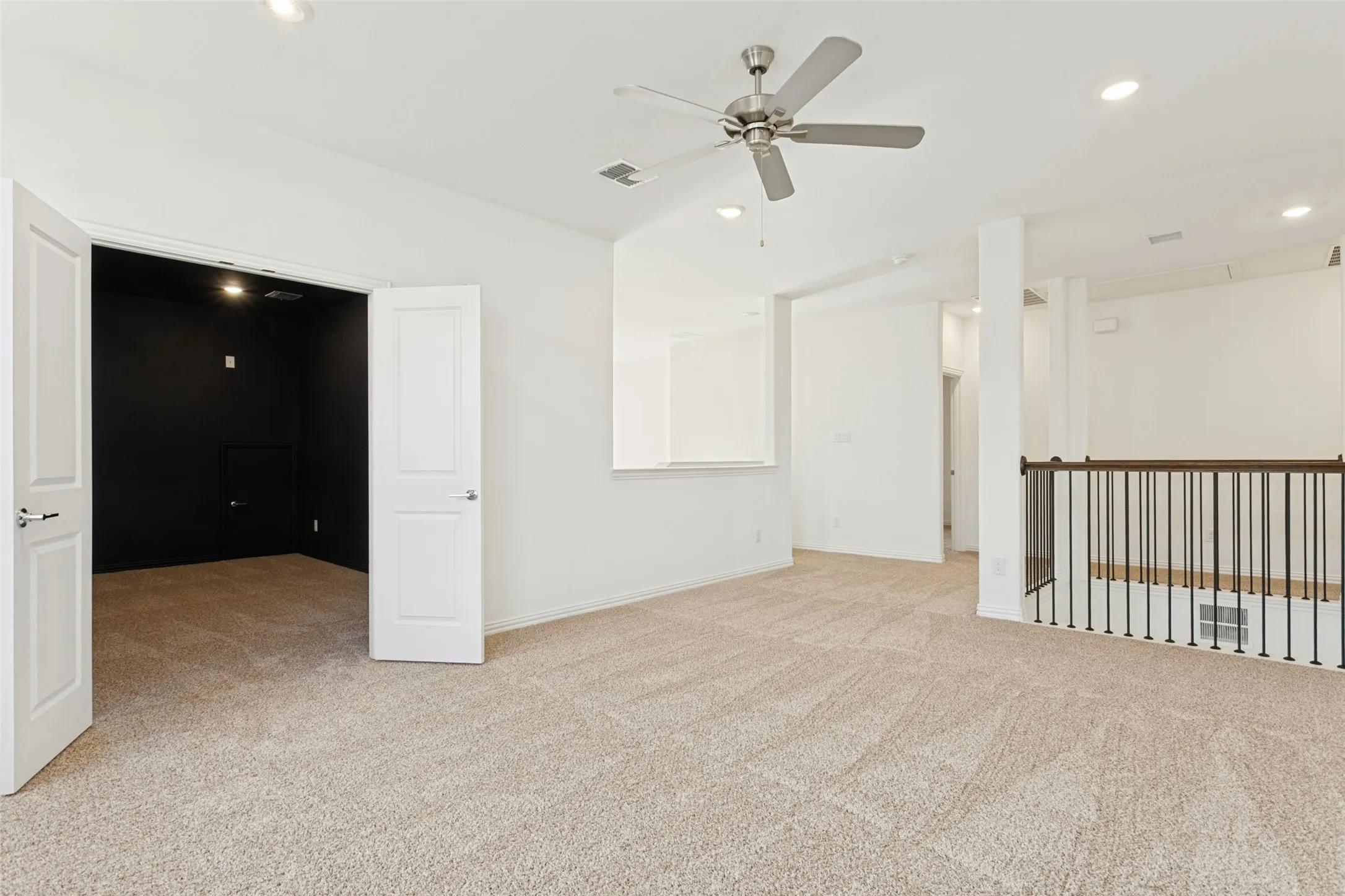 Single Family Residence For Sale in Denton County , 2121 Esher Drive, Little Elm, Texas 75068, 4 Bedroom, 4 Bathroom, 2 Garage spaces, 3,179 Sqft, built in 2024, mls#21391250, Real Estate Agent in Little Elm, Homes For Sale in Denton county, Homes For Sale in Little Elm, Realtor in Little Elm Texas, Real Estate Brokerage Independent Realty Texas, Luminita Cordes Realtor