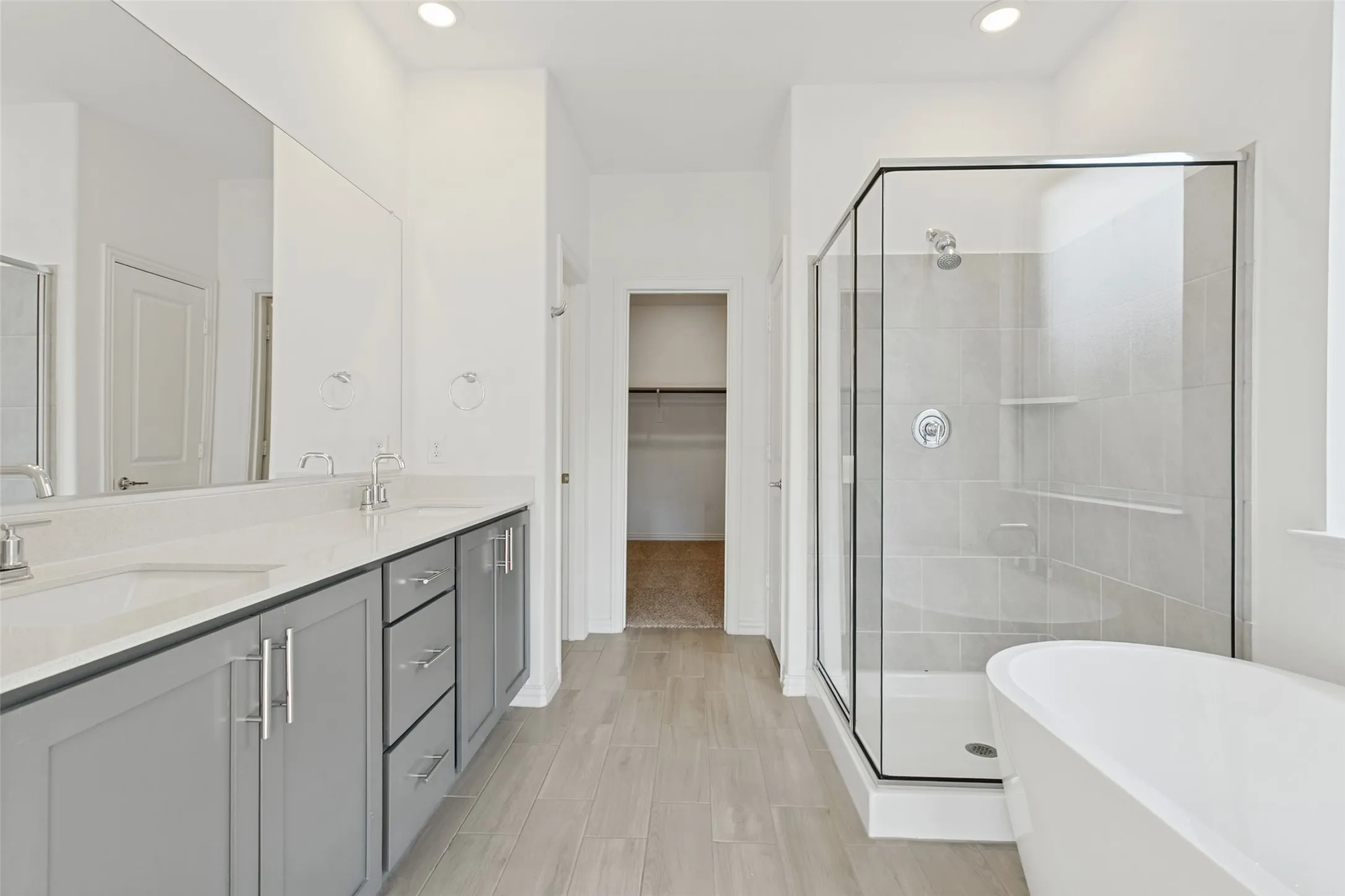 Single Family Residence For Sale in Denton County , 2121 Esher Drive, Little Elm, Texas 75068, 4 Bedroom, 4 Bathroom, 2 Garage spaces, 3,179 Sqft, built in 2024, mls#21391250, Real Estate Agent in Little Elm, Homes For Sale in Denton county, Homes For Sale in Little Elm, Realtor in Little Elm Texas, Real Estate Brokerage Independent Realty Texas, Luminita Cordes Realtor