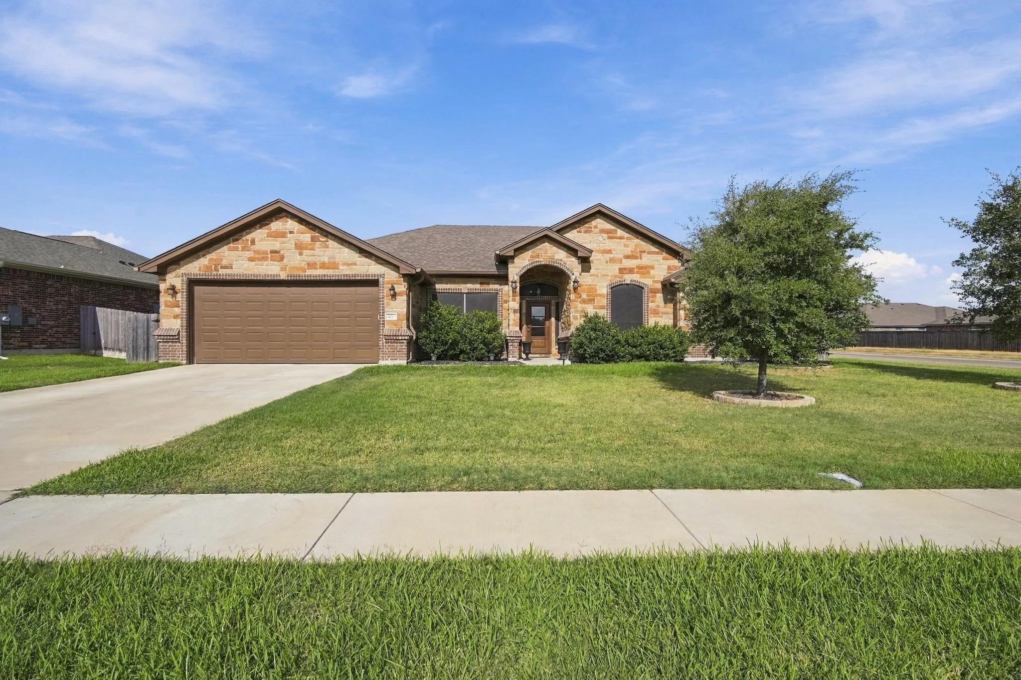 Single Family Residence For Sale in Bell County , 400 Juniper Drive, Troy, Texas 76579, 3 Bedroom, 2 Bathroom, 2 Garage spaces, 2,279 Sqft, built in 2021, mls#21390130, Real Estate Agent in Troy, Homes For Sale in Bell county, Homes For Sale in Troy, Realtor in Troy Texas, Real Estate Brokerage Independent Realty Texas, Luminita Cordes Realtor