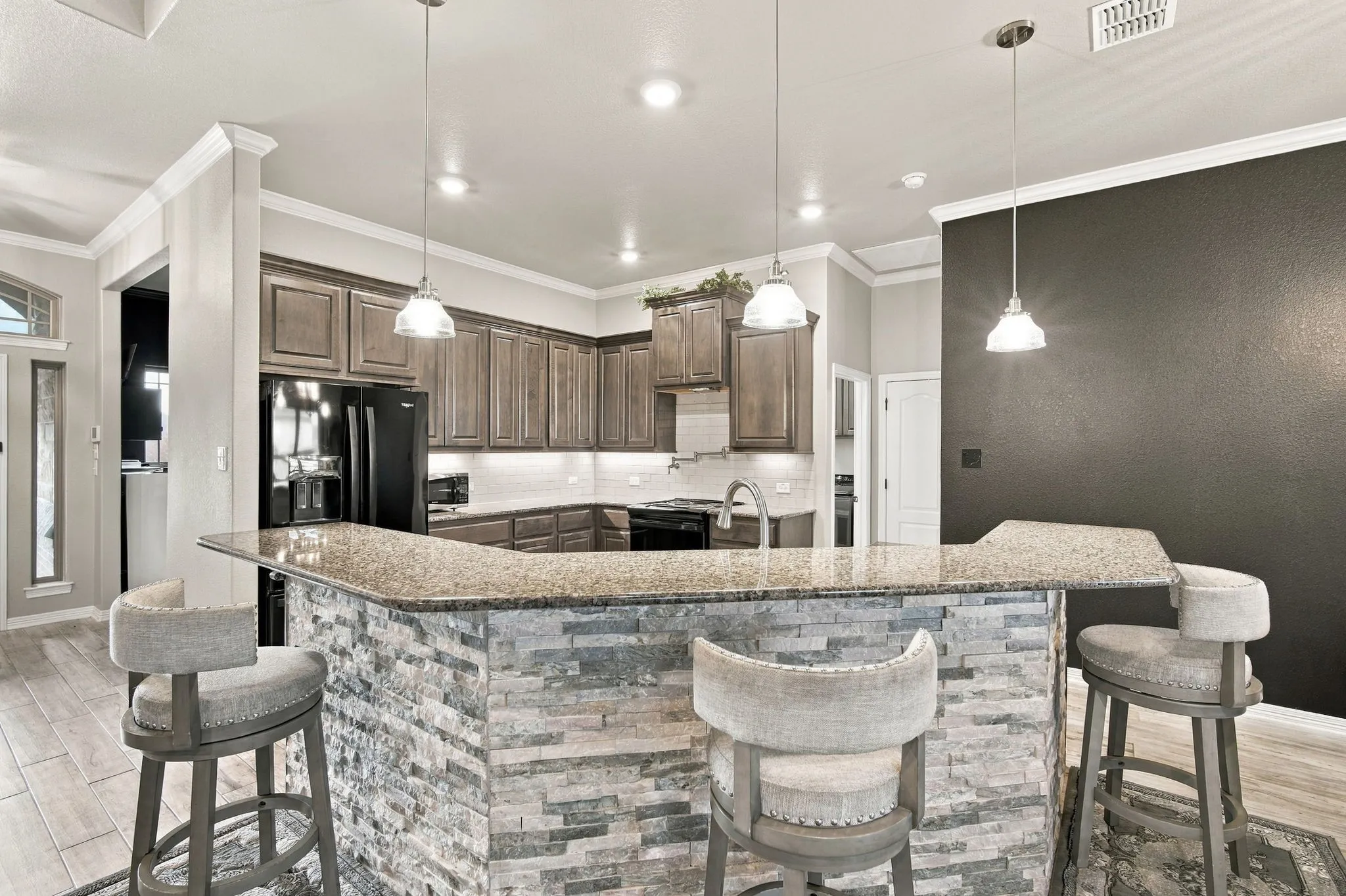 Single Family Residence For Sale in Bell County , 400 Juniper Drive, Troy, Texas 76579, 3 Bedroom, 2 Bathroom, 2 Garage spaces, 2,279 Sqft, built in 2021, mls#21390130, Real Estate Agent in Troy, Homes For Sale in Bell county, Homes For Sale in Troy, Realtor in Troy Texas, Real Estate Brokerage Independent Realty Texas, Luminita Cordes Realtor