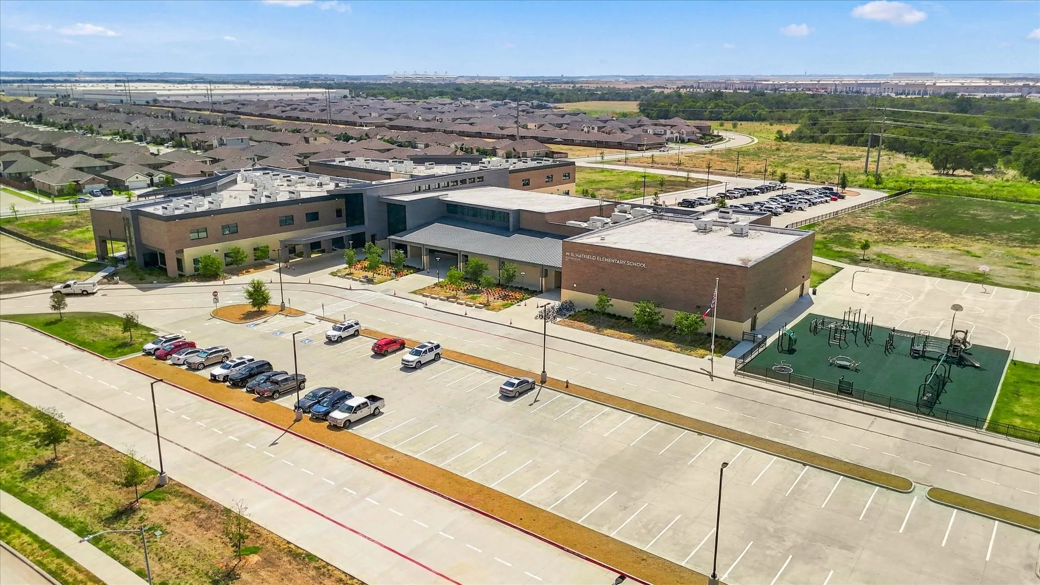 Single Family Residence For Sale in Denton County , 849 Finchley Drive, Fort Worth, Texas 76247, 4 Bedroom, 2 Bathroom, 2 Garage spaces, 2,186 Sqft, built in 2021, mls#21380107, Real Estate Agent in Fort Worth, Homes For Sale in Denton county, Homes For Sale in Fort Worth, Realtor in Fort Worth Texas, Real Estate Brokerage Independent Realty Texas, Luminita Cordes Realtor