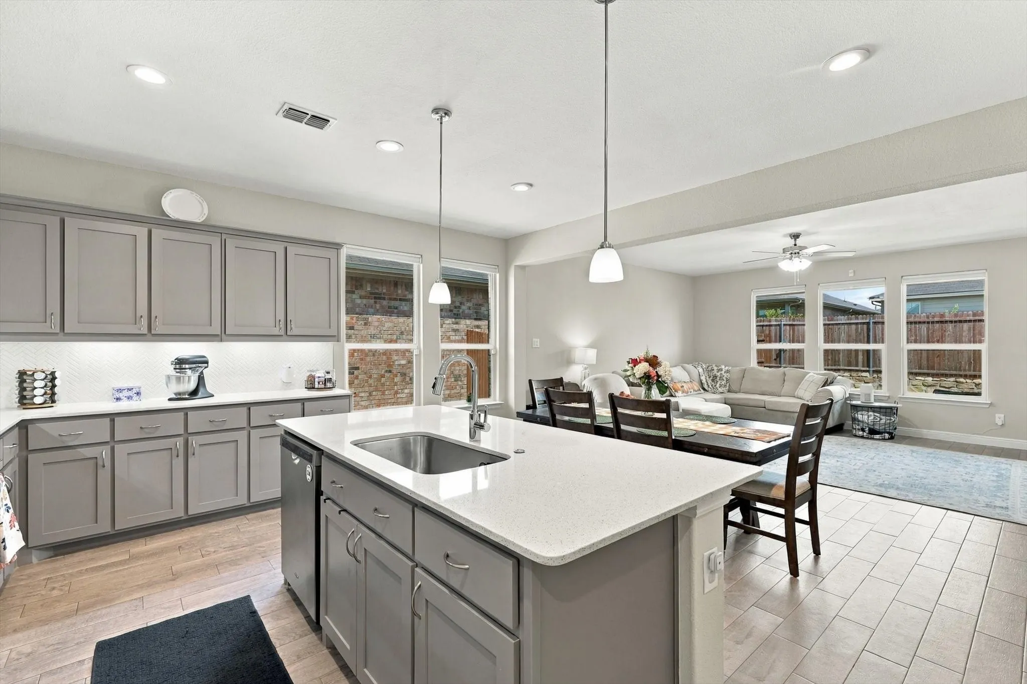 Single Family Residence For Sale in Denton County , 849 Finchley Drive, Fort Worth, Texas 76247, 4 Bedroom, 2 Bathroom, 2 Garage spaces, 2,186 Sqft, built in 2021, mls#21380107, Real Estate Agent in Fort Worth, Homes For Sale in Denton county, Homes For Sale in Fort Worth, Realtor in Fort Worth Texas, Real Estate Brokerage Independent Realty Texas, Luminita Cordes Realtor