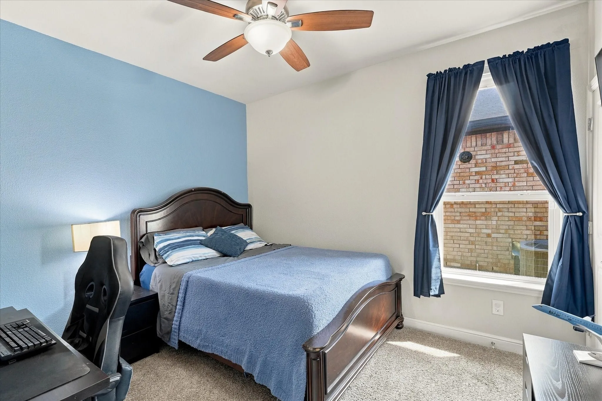 Single Family Residence For Sale in Denton County , 849 Finchley Drive, Fort Worth, Texas 76247, 4 Bedroom, 2 Bathroom, 2 Garage spaces, 2,186 Sqft, built in 2021, mls#21380107, Real Estate Agent in Fort Worth, Homes For Sale in Denton county, Homes For Sale in Fort Worth, Realtor in Fort Worth Texas, Real Estate Brokerage Independent Realty Texas, Luminita Cordes Realtor