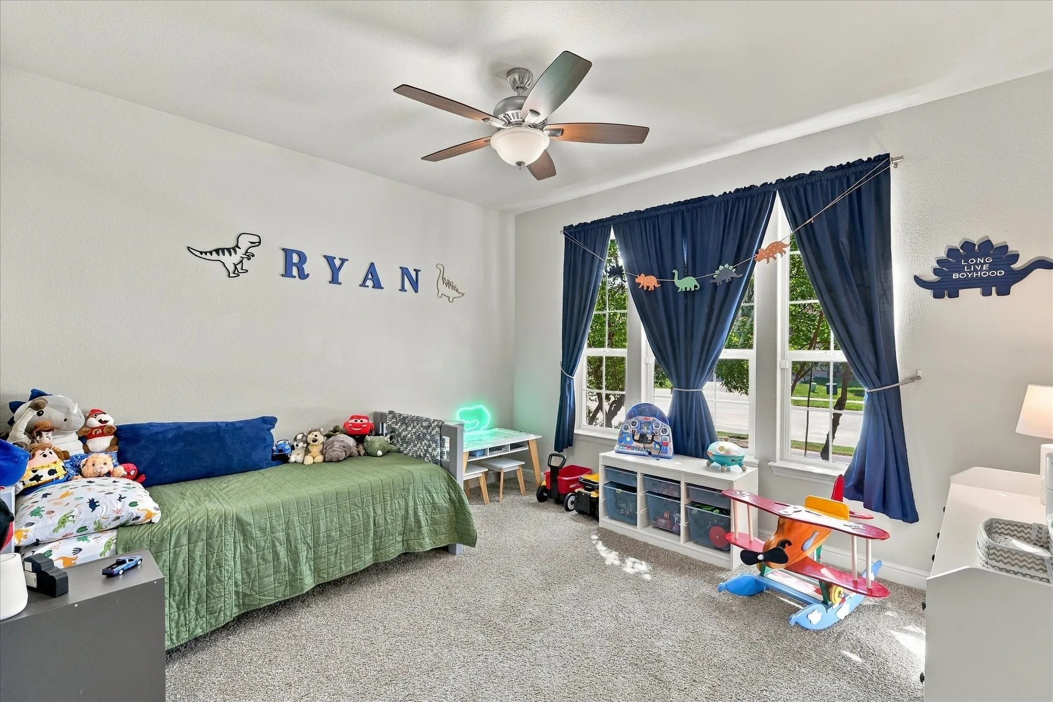 Single Family Residence For Sale in Denton County , 849 Finchley Drive, Fort Worth, Texas 76247, 4 Bedroom, 2 Bathroom, 2 Garage spaces, 2,186 Sqft, built in 2021, mls#21380107, Real Estate Agent in Fort Worth, Homes For Sale in Denton county, Homes For Sale in Fort Worth, Realtor in Fort Worth Texas, Real Estate Brokerage Independent Realty Texas, Luminita Cordes Realtor