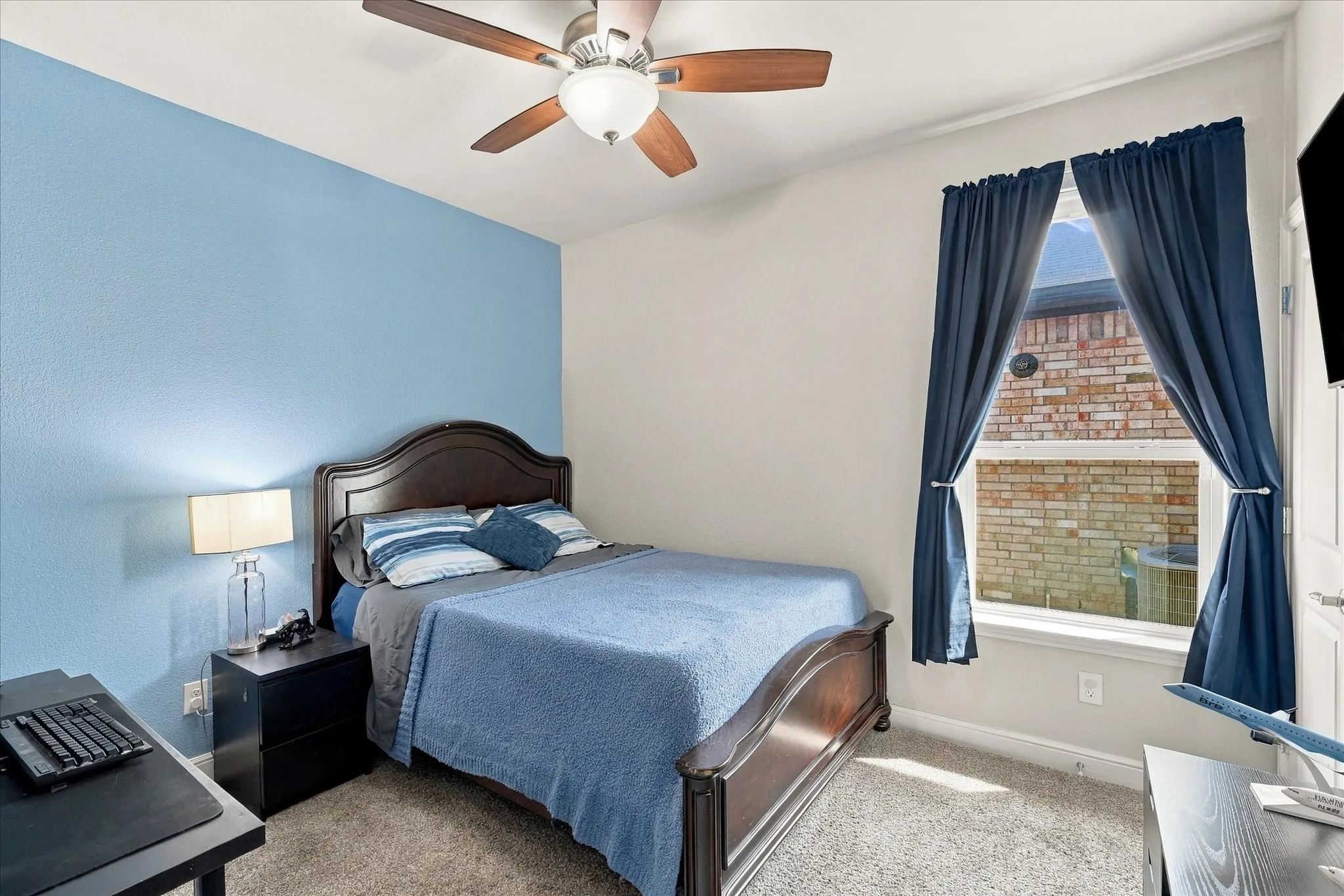 Single Family Residence For Sale in Denton County , 849 Finchley Drive, Fort Worth, Texas 76247, 4 Bedroom, 2 Bathroom, 2 Garage spaces, 2,186 Sqft, built in 2021, mls#21380107, Real Estate Agent in Fort Worth, Homes For Sale in Denton county, Homes For Sale in Fort Worth, Realtor in Fort Worth Texas, Real Estate Brokerage Independent Realty Texas, Luminita Cordes Realtor