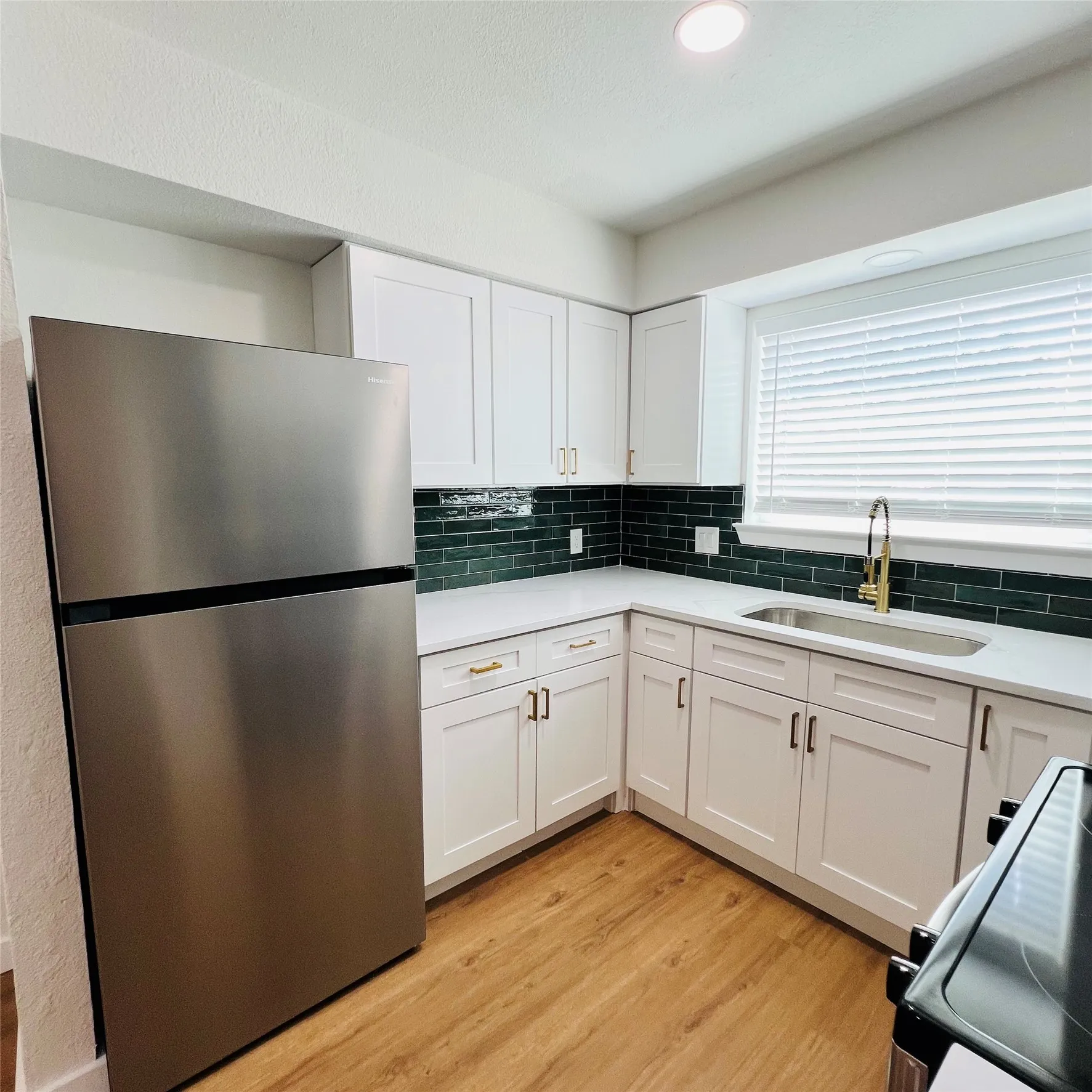Duplex For Rent in Tarrant County , 1703 Justin Lyn Street, Arlington, Texas 76012, 2 Bedroom, 1 Bathroom, Garage spaces, 773 Sqft, built in 1981, mls#21391253, Real Estate Agent in Arlington, Homes For Rent in Tarrant county, Homes For Rent in Arlington, Realtor in Arlington Texas, Real Estate Brokerage Independent Realty Texas, Luminita Cordes Realtor