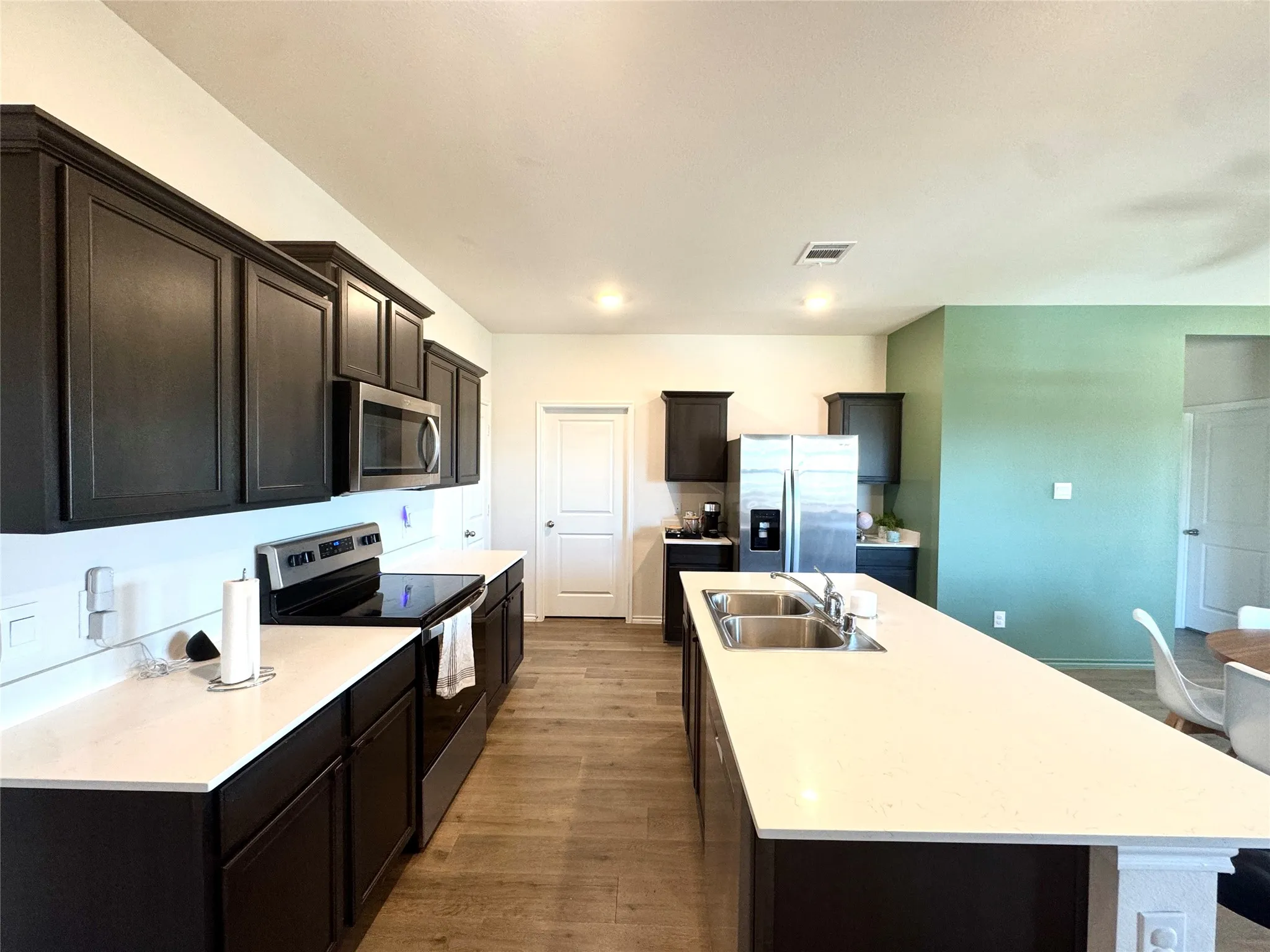 Single Family Residence For Sale in Kaufman County , 1121 Catalina Lane, Forney, Texas 75126, 4 Bedroom, 3 Bathroom, 2 Garage spaces, 2,082 Sqft, built in 2023, mls#21391252, Real Estate Agent in Forney, Homes For Sale in Kaufman county, Homes For Sale in Forney, Realtor in Forney Texas, Real Estate Brokerage Independent Realty Texas, Luminita Cordes Realtor