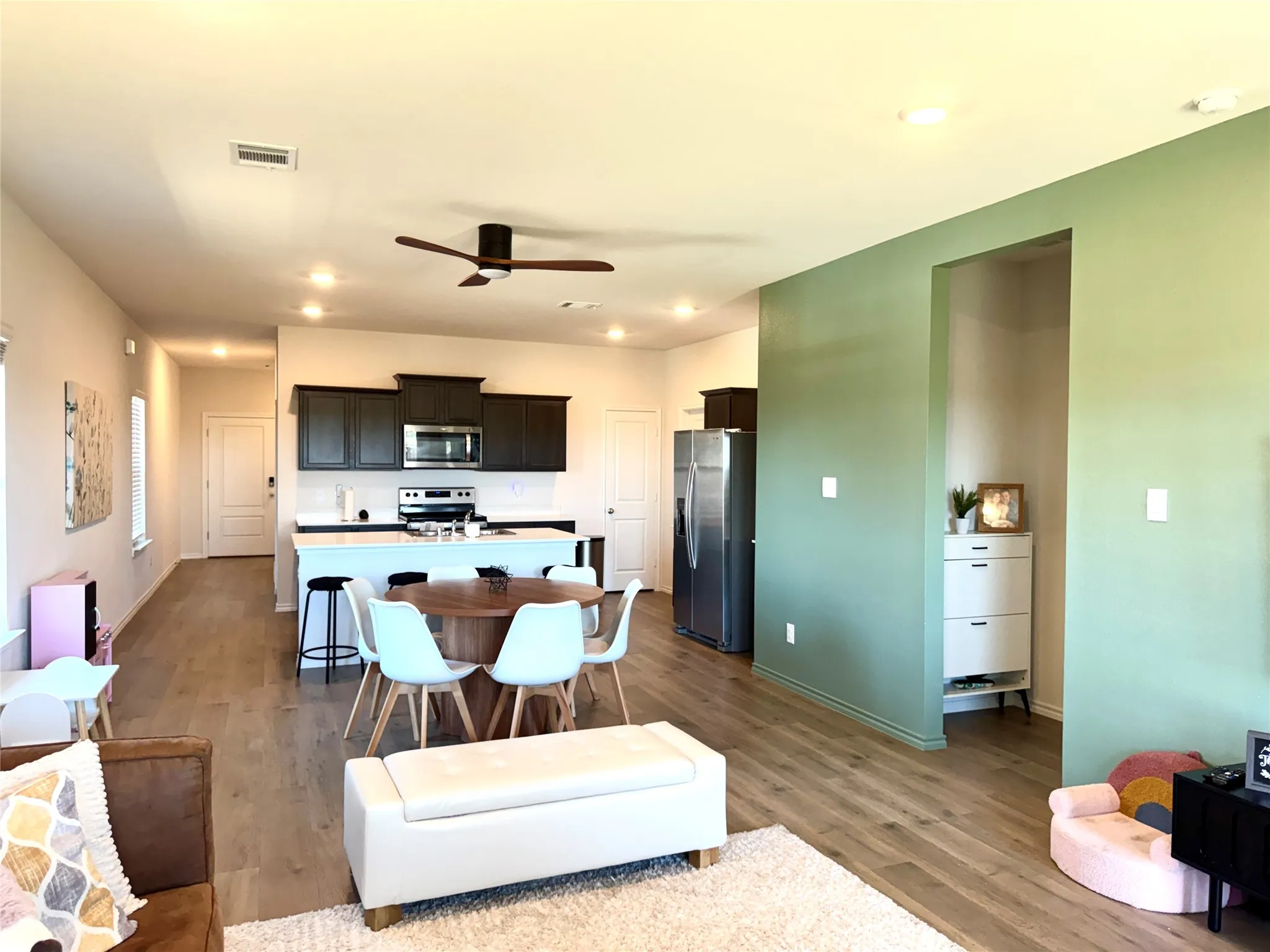 Single Family Residence For Sale in Kaufman County , 1121 Catalina Lane, Forney, Texas 75126, 4 Bedroom, 3 Bathroom, 2 Garage spaces, 2,082 Sqft, built in 2023, mls#21391252, Real Estate Agent in Forney, Homes For Sale in Kaufman county, Homes For Sale in Forney, Realtor in Forney Texas, Real Estate Brokerage Independent Realty Texas, Luminita Cordes Realtor