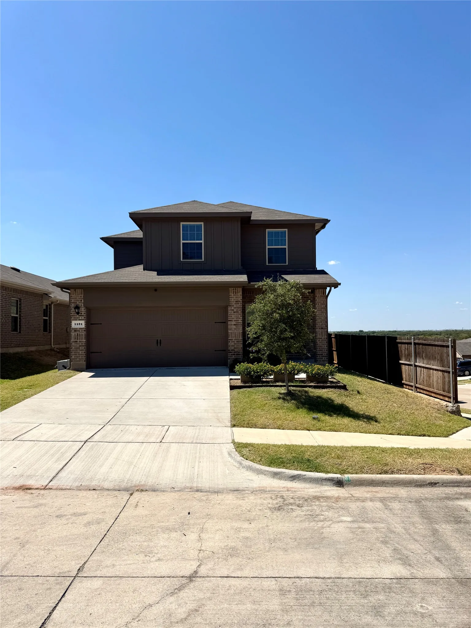 Single Family Residence For Sale in Kaufman County , 1121 Catalina Lane, Forney, Texas 75126, 4 Bedroom, 3 Bathroom, 2 Garage spaces, 2,082 Sqft, built in 2023, mls#21391252, Real Estate Agent in Forney, Homes For Sale in Kaufman county, Homes For Sale in Forney, Realtor in Forney Texas, Real Estate Brokerage Independent Realty Texas, Luminita Cordes Realtor