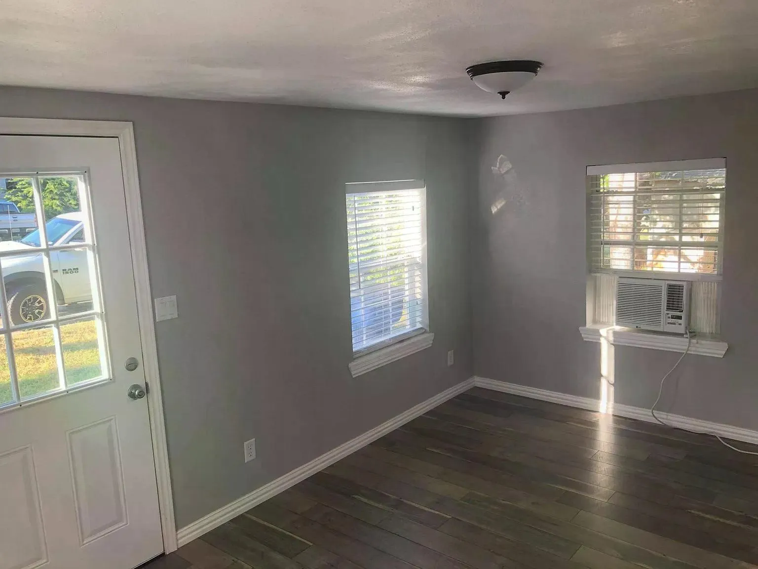 Apartment For Sale in Jack County , 352 E Archer Street, Jacksboro, Texas 76458, 1 Bedroom, 1 Bathroom, Garage spaces, 0 Sqft, built in 2010, mls#21366930, Real Estate Agent in Jacksboro, Homes For Sale in Jack county, Homes For Sale in Jacksboro, Realtor in Jacksboro Texas, Real Estate Brokerage Independent Realty Texas, Luminita Cordes Realtor
