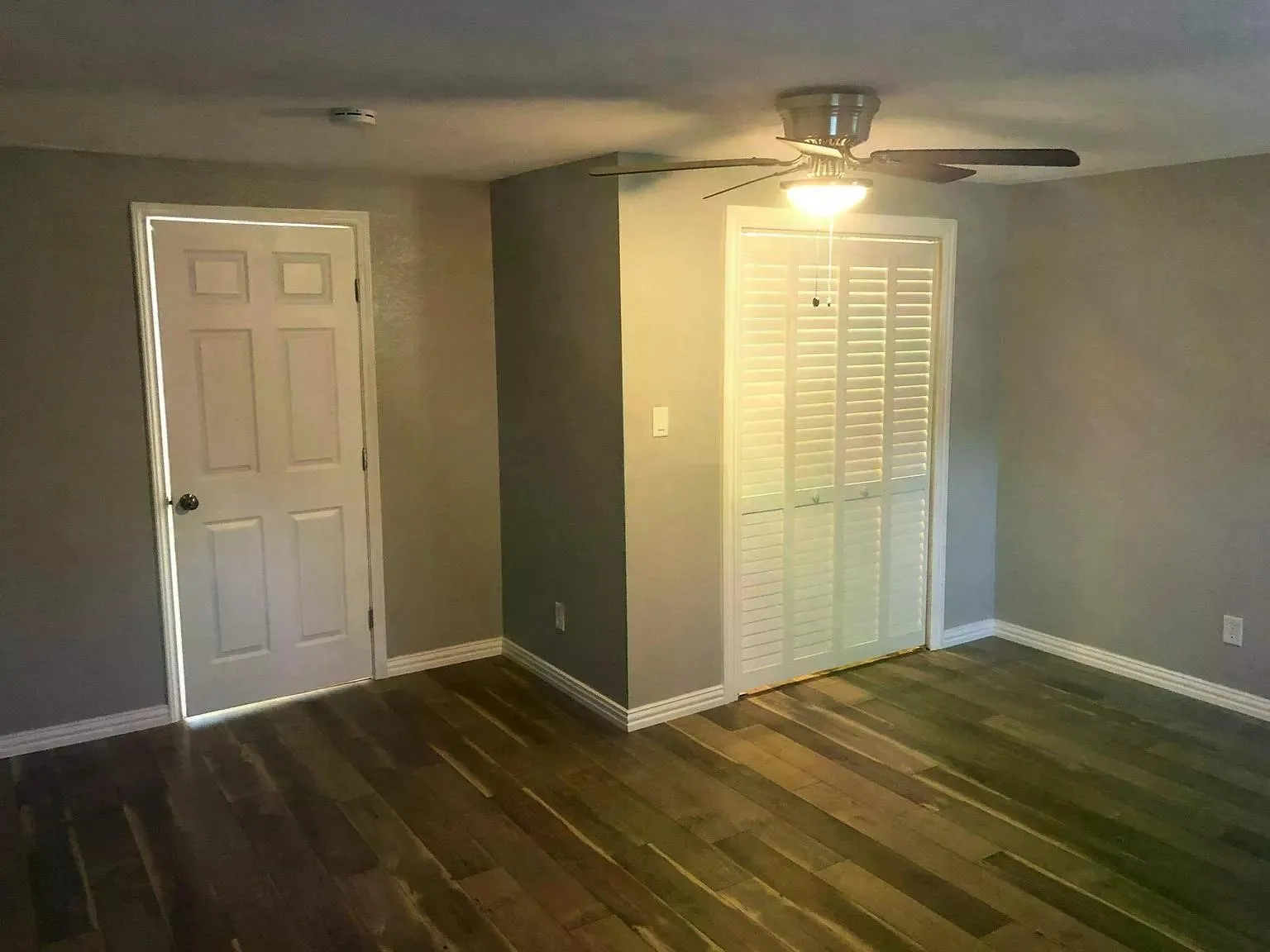 Wood-finish flooring throughout
