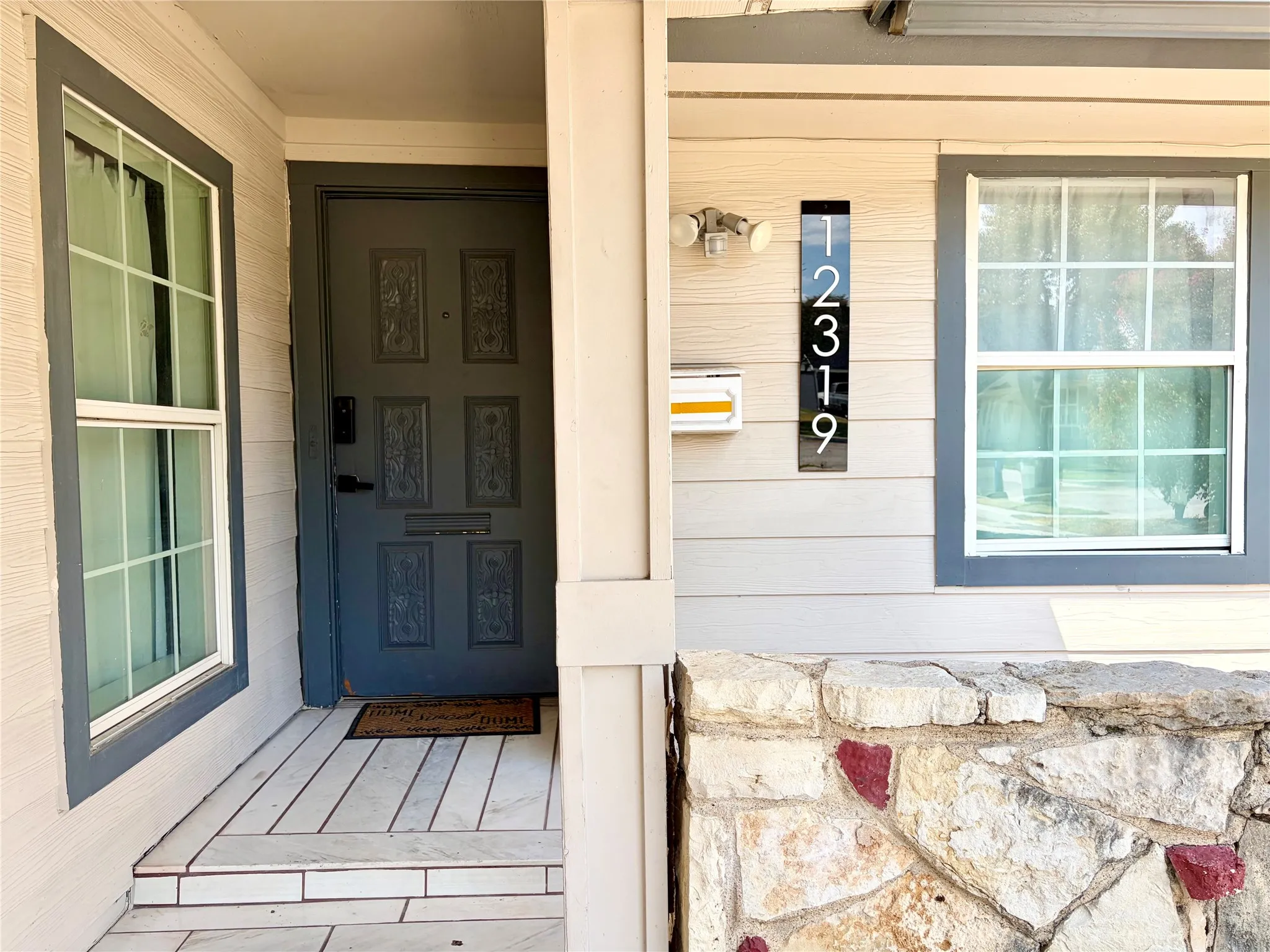 Single Family Residence For Rent in Dallas County , 12319 High Meadow Drive, Dallas, Texas 75234, 5 Bedroom, 2 Bathroom, 2 Garage spaces, 2,106 Sqft, built in 1962, mls#21389904, Real Estate Agent in Dallas, Homes For Rent in Dallas county, Homes For Rent in Dallas, Realtor in Dallas Texas, Real Estate Brokerage Independent Realty Texas, Luminita Cordes Realtor