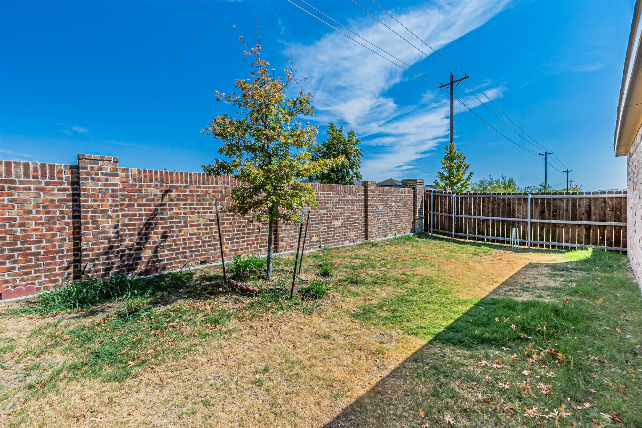 Single Family Residence For Rent in Denton County , 14037 Earlham Street, Pilot Point, Texas 76258, 3 Bedroom, 2 Bathroom, 2 Garage spaces, 1,500 Sqft, built in 2022, mls#21388861, Real Estate Agent in Pilot Point, Homes For Rent in Denton county, Homes For Rent in Pilot Point, Realtor in Pilot Point Texas, Real Estate Brokerage Independent Realty Texas, Luminita Cordes Realtor