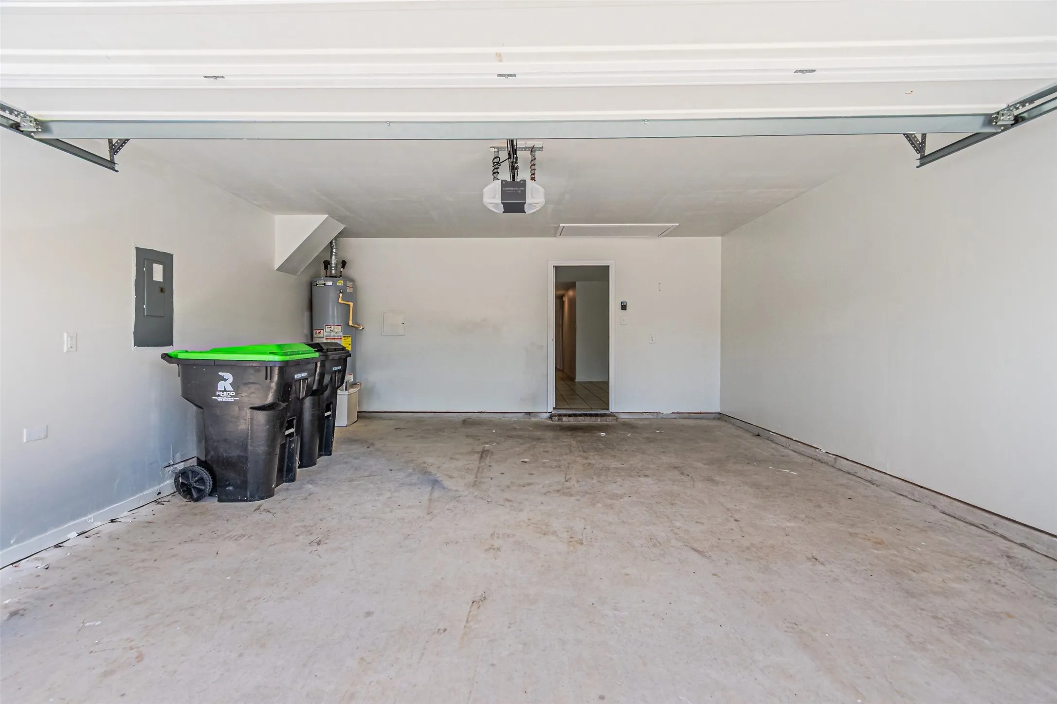 Single Family Residence For Rent in Denton County , 14037 Earlham Street, Pilot Point, Texas 76258, 3 Bedroom, 2 Bathroom, 2 Garage spaces, 1,500 Sqft, built in 2022, mls#21388861, Real Estate Agent in Pilot Point, Homes For Rent in Denton county, Homes For Rent in Pilot Point, Realtor in Pilot Point Texas, Real Estate Brokerage Independent Realty Texas, Luminita Cordes Realtor