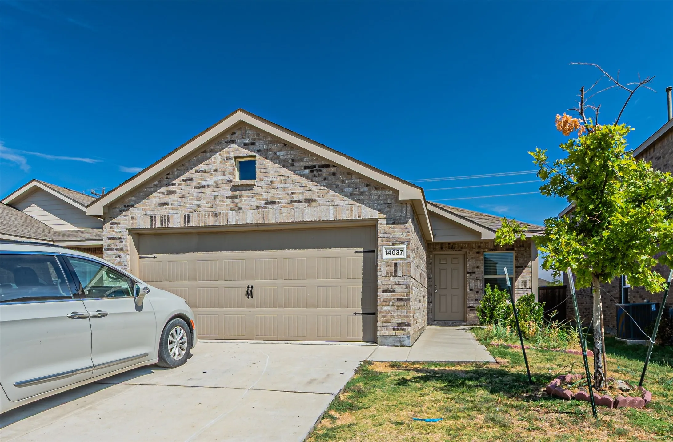 Single Family Residence For Rent in Denton County , 14037 Earlham Street, Pilot Point, Texas 76258, 3 Bedroom, 2 Bathroom, 2 Garage spaces, 1,500 Sqft, built in 2022, mls#21388861, Real Estate Agent in Pilot Point, Homes For Rent in Denton county, Homes For Rent in Pilot Point, Realtor in Pilot Point Texas, Real Estate Brokerage Independent Realty Texas, Luminita Cordes Realtor
