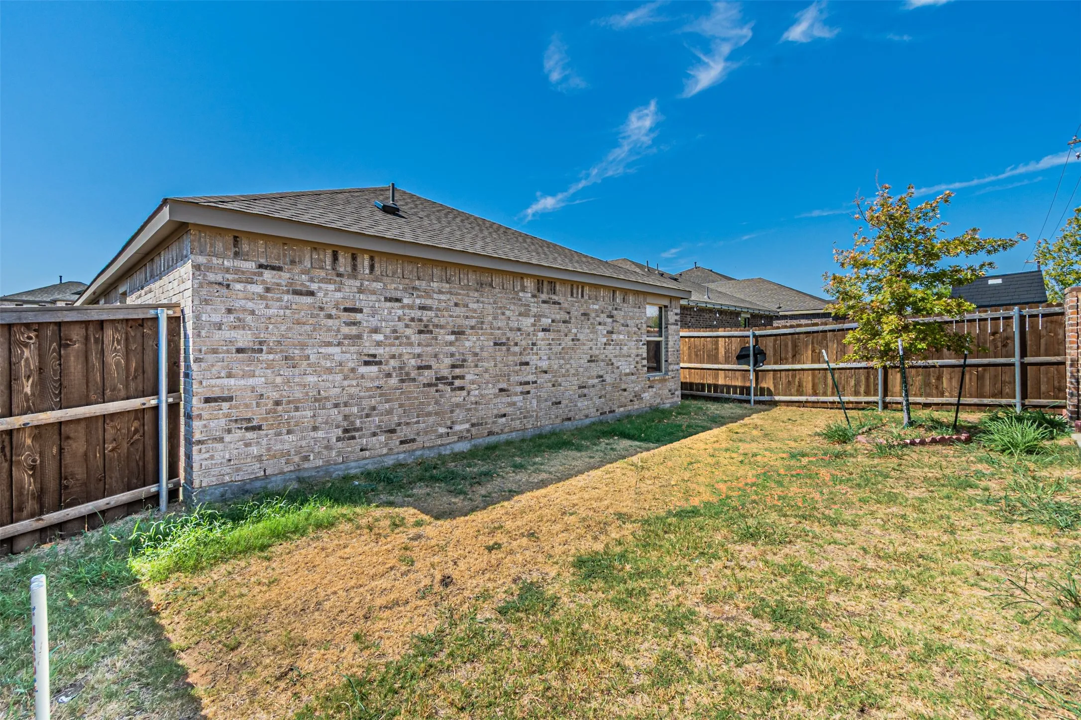 Single Family Residence For Rent in Denton County , 14037 Earlham Street, Pilot Point, Texas 76258, 3 Bedroom, 2 Bathroom, 2 Garage spaces, 1,500 Sqft, built in 2022, mls#21388861, Real Estate Agent in Pilot Point, Homes For Rent in Denton county, Homes For Rent in Pilot Point, Realtor in Pilot Point Texas, Real Estate Brokerage Independent Realty Texas, Luminita Cordes Realtor