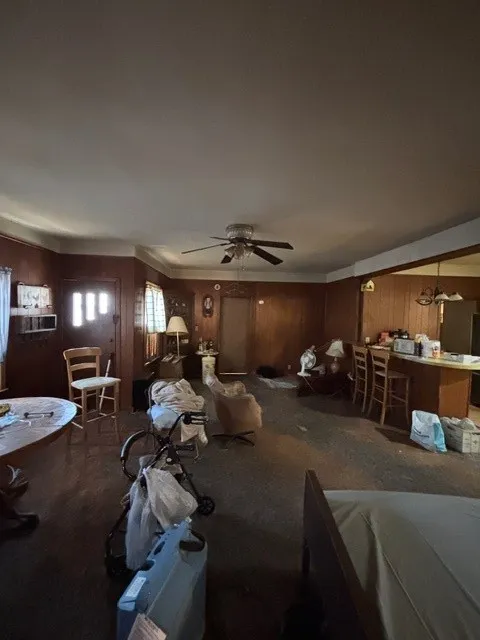 Living room/ dining room