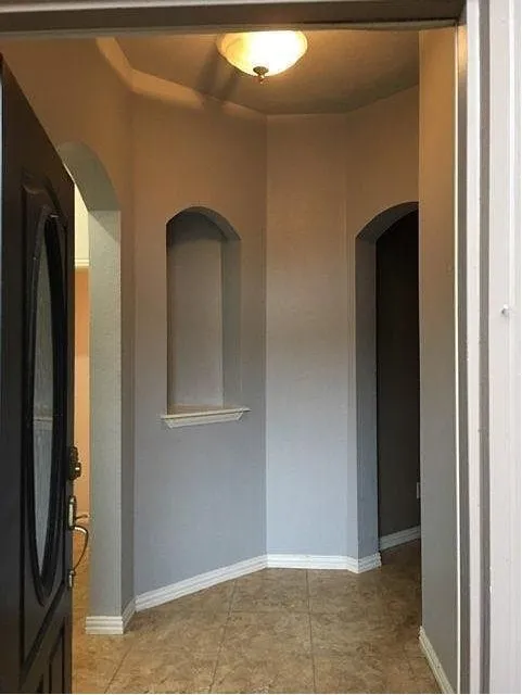Single Family Residence For Rent in Tarrant County , 9520 Tomahawk Trail, Fort Worth, Texas 76244, 3 Bedroom, 2 Bathroom, 2 Garage spaces, 1,695 Sqft, built in 2006, mls#21388855, Real Estate Agent in Fort Worth, Homes For Rent in Tarrant county, Homes For Rent in Fort Worth, Realtor in Fort Worth Texas, Real Estate Brokerage Independent Realty Texas, Luminita Cordes Realtor