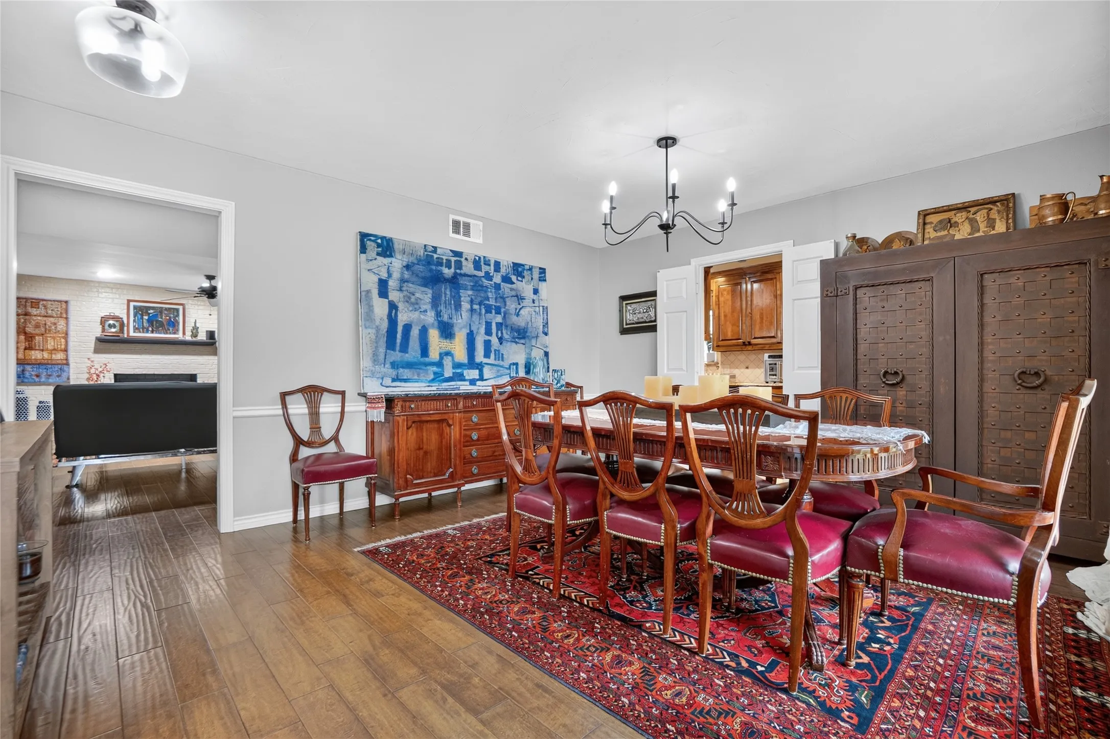 Single Family Residence For Sale in Denton County , 222 Inverness Drive, Trophy Club, Texas 76262, 4 Bedroom, 3 Bathroom, 2 Garage spaces, 2,540 Sqft, built in 1980, mls#21391268, Real Estate Agent in Trophy Club, Homes For Sale in Denton county, Homes For Sale in Trophy Club, Realtor in Trophy Club Texas, Real Estate Brokerage Independent Realty Texas, Luminita Cordes Realtor