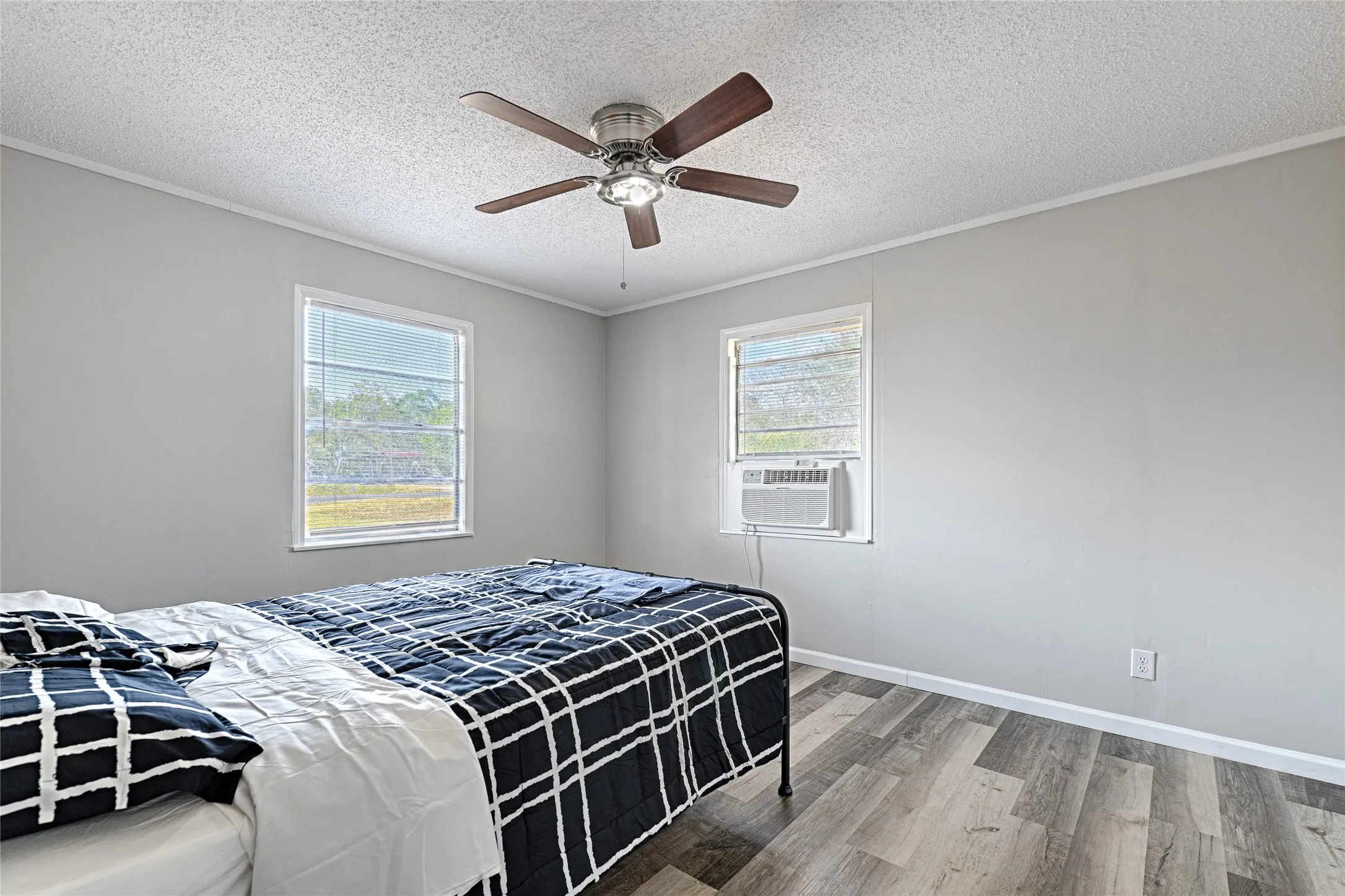 Single Family Residence For Rent in Collin County , 4574 County Road 895, Princeton, Texas 75407, 3 Bedroom, 1 Bathroom, Garage spaces, 1,188 Sqft, built in 1970, mls#21388777, Real Estate Agent in Princeton, Homes For Rent in Collin county, Homes For Rent in Princeton, Realtor in Princeton Texas, Real Estate Brokerage Independent Realty Texas, Luminita Cordes Realtor