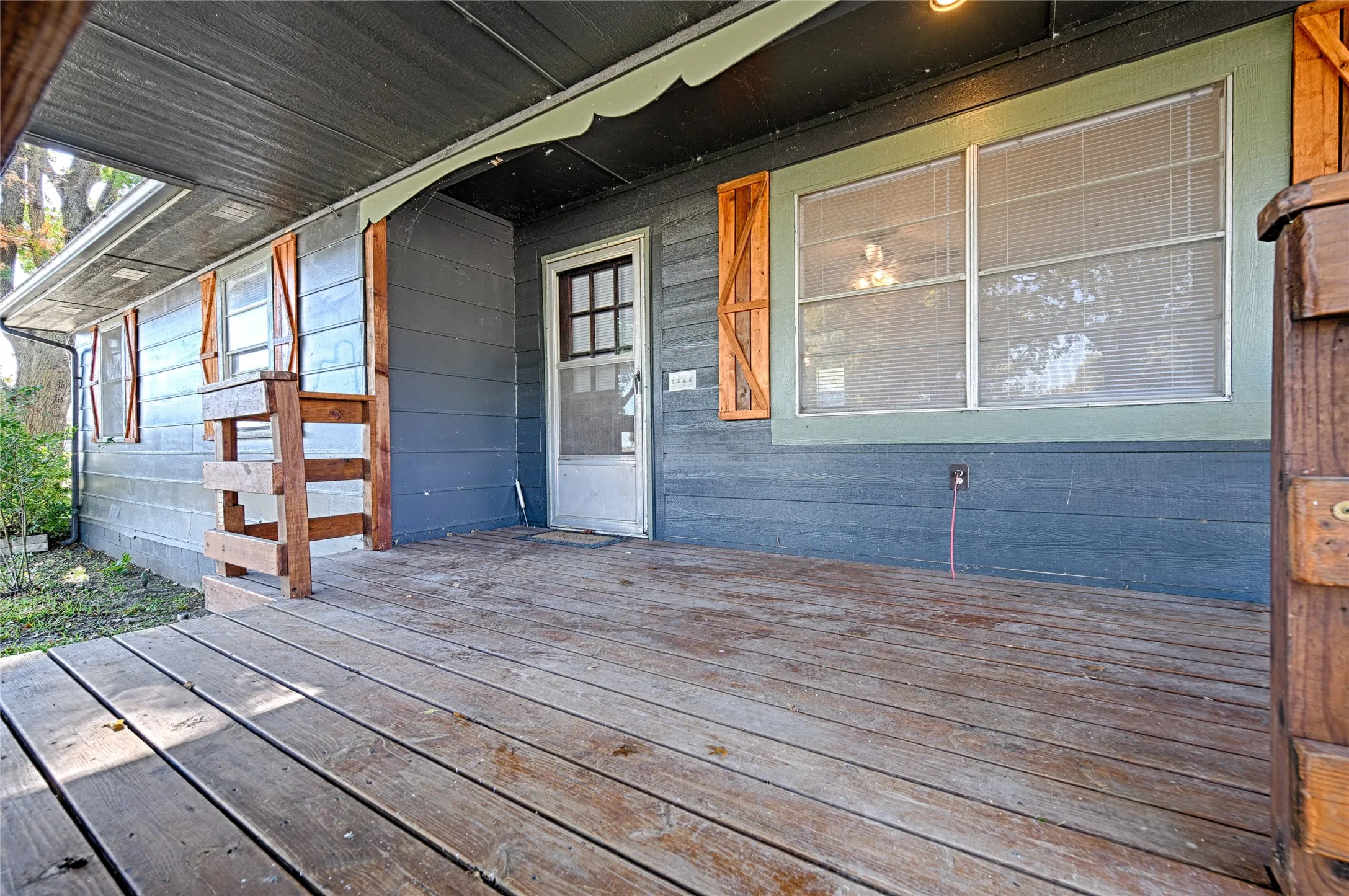 Single Family Residence For Rent in Collin County , 4574 County Road 895, Princeton, Texas 75407, 3 Bedroom, 1 Bathroom, Garage spaces, 1,188 Sqft, built in 1970, mls#21388777, Real Estate Agent in Princeton, Homes For Rent in Collin county, Homes For Rent in Princeton, Realtor in Princeton Texas, Real Estate Brokerage Independent Realty Texas, Luminita Cordes Realtor