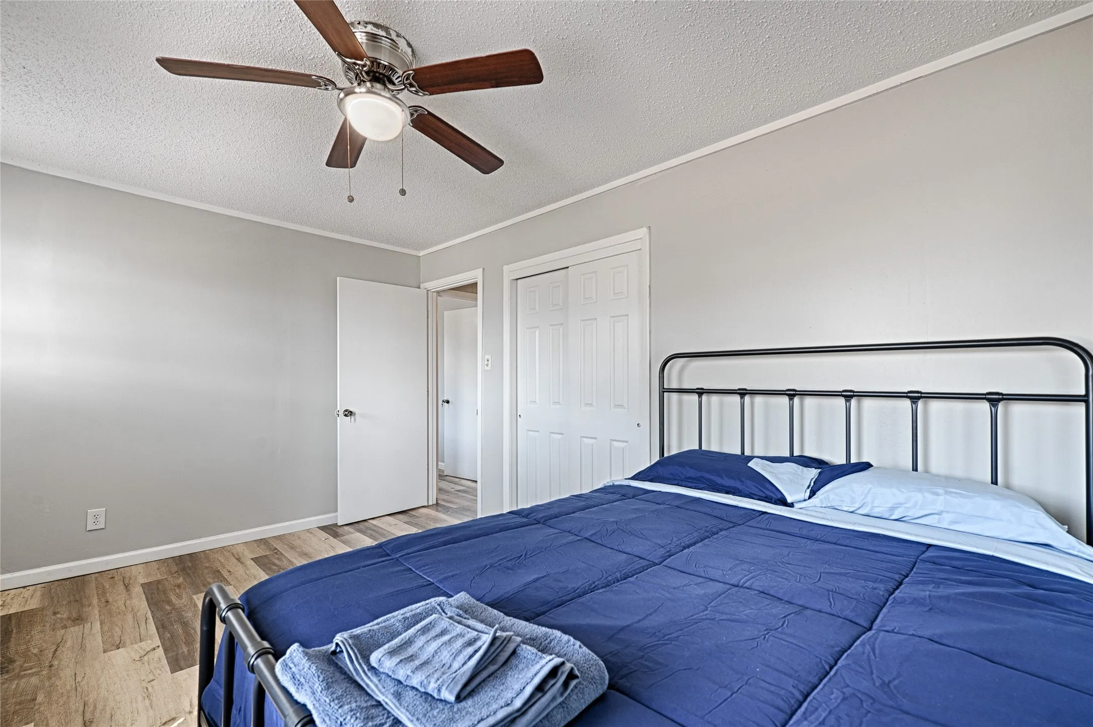 Single Family Residence For Rent in Collin County , 4574 County Road 895, Princeton, Texas 75407, 3 Bedroom, 1 Bathroom, Garage spaces, 1,188 Sqft, built in 1970, mls#21388777, Real Estate Agent in Princeton, Homes For Rent in Collin county, Homes For Rent in Princeton, Realtor in Princeton Texas, Real Estate Brokerage Independent Realty Texas, Luminita Cordes Realtor