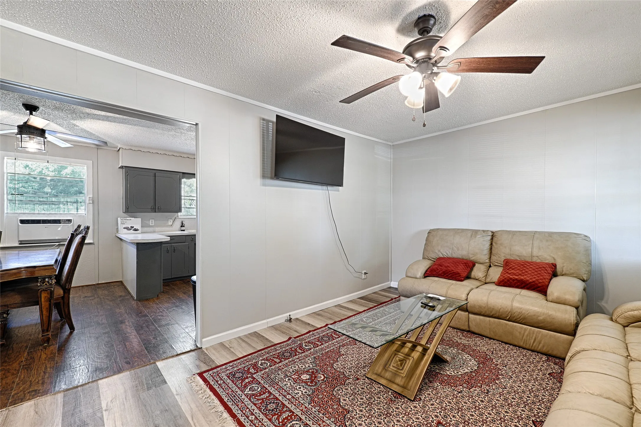 Single Family Residence For Rent in Collin County , 4574 County Road 895, Princeton, Texas 75407, 3 Bedroom, 1 Bathroom, Garage spaces, 1,188 Sqft, built in 1970, mls#21388777, Real Estate Agent in Princeton, Homes For Rent in Collin county, Homes For Rent in Princeton, Realtor in Princeton Texas, Real Estate Brokerage Independent Realty Texas, Luminita Cordes Realtor