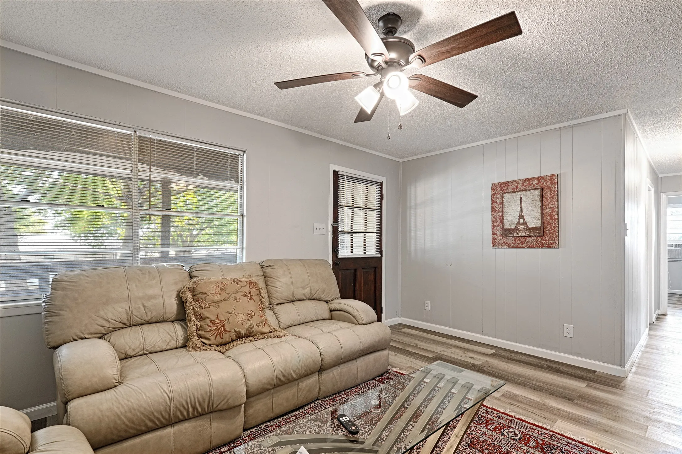 Single Family Residence For Rent in Collin County , 4574 County Road 895, Princeton, Texas 75407, 3 Bedroom, 1 Bathroom, Garage spaces, 1,188 Sqft, built in 1970, mls#21388777, Real Estate Agent in Princeton, Homes For Rent in Collin county, Homes For Rent in Princeton, Realtor in Princeton Texas, Real Estate Brokerage Independent Realty Texas, Luminita Cordes Realtor