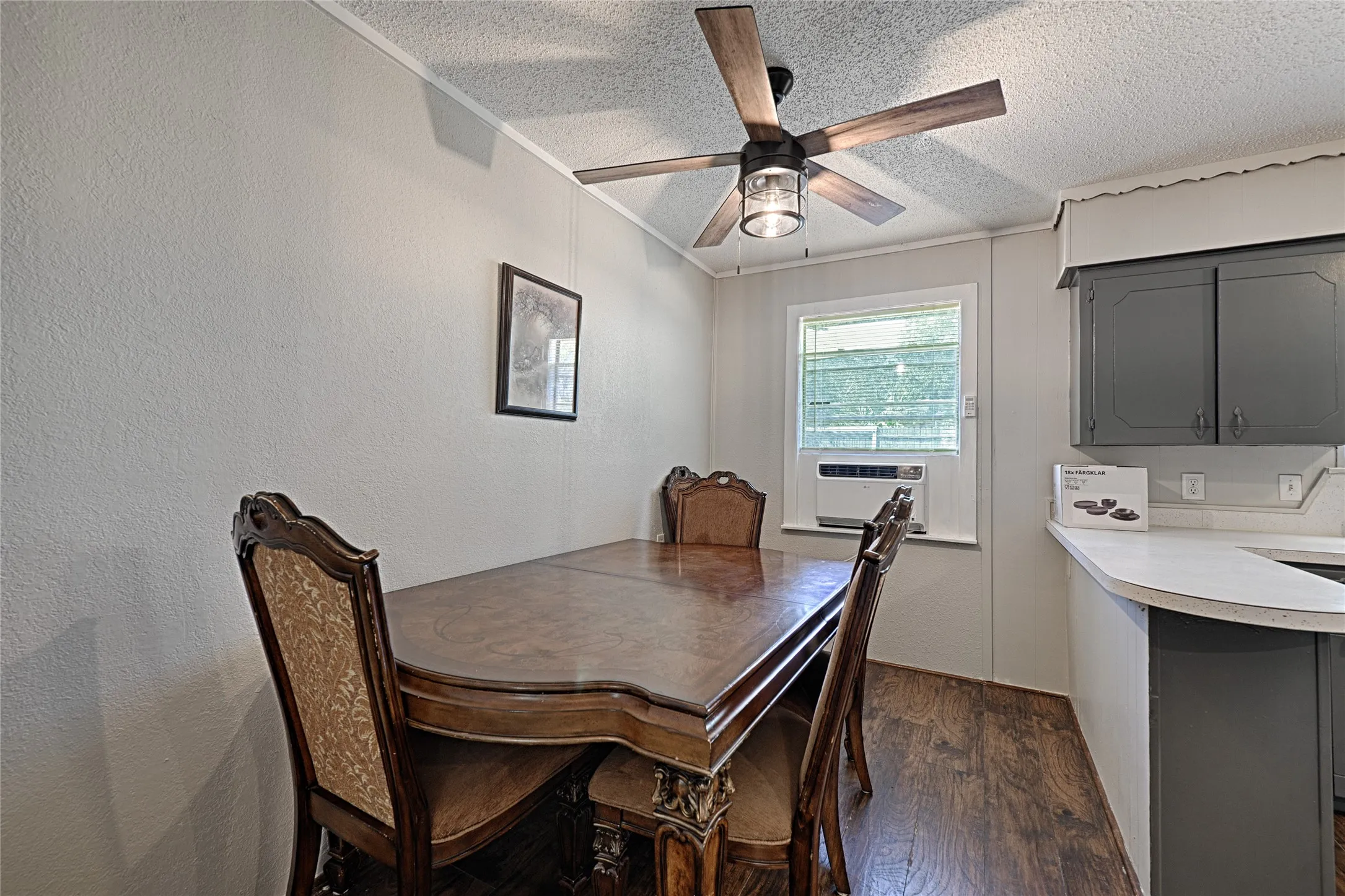 Single Family Residence For Rent in Collin County , 4574 County Road 895, Princeton, Texas 75407, 3 Bedroom, 1 Bathroom, Garage spaces, 1,188 Sqft, built in 1970, mls#21388777, Real Estate Agent in Princeton, Homes For Rent in Collin county, Homes For Rent in Princeton, Realtor in Princeton Texas, Real Estate Brokerage Independent Realty Texas, Luminita Cordes Realtor