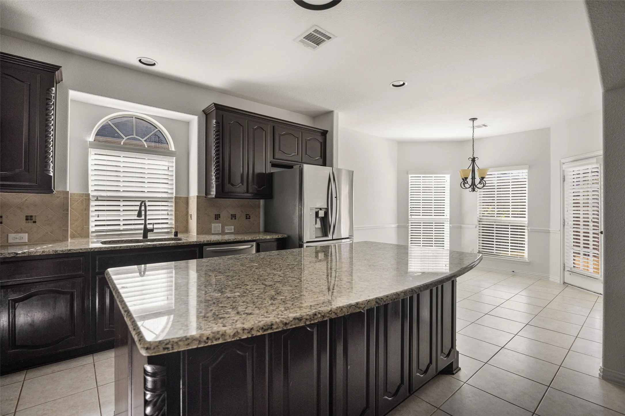 Single Family Residence For Rent in Collin County , 12289 Princess Drive, Frisco, Texas 75035, 6 Bedroom, 4 Bathroom, 2 Garage spaces, 4,069 Sqft, built in 2015, mls#21391255, Real Estate Agent in Frisco, Homes For Rent in Collin county, Homes For Rent in Frisco, Realtor in Frisco Texas, Real Estate Brokerage Independent Realty Texas, Luminita Cordes Realtor