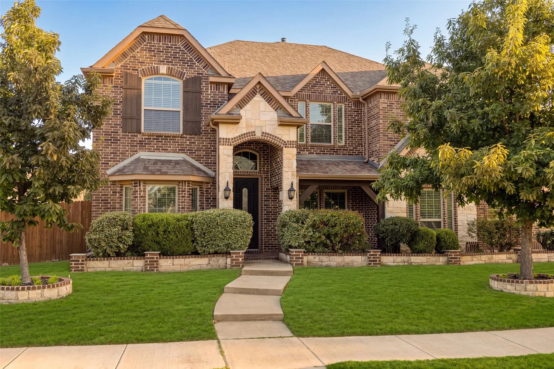 Single Family Residence For Rent