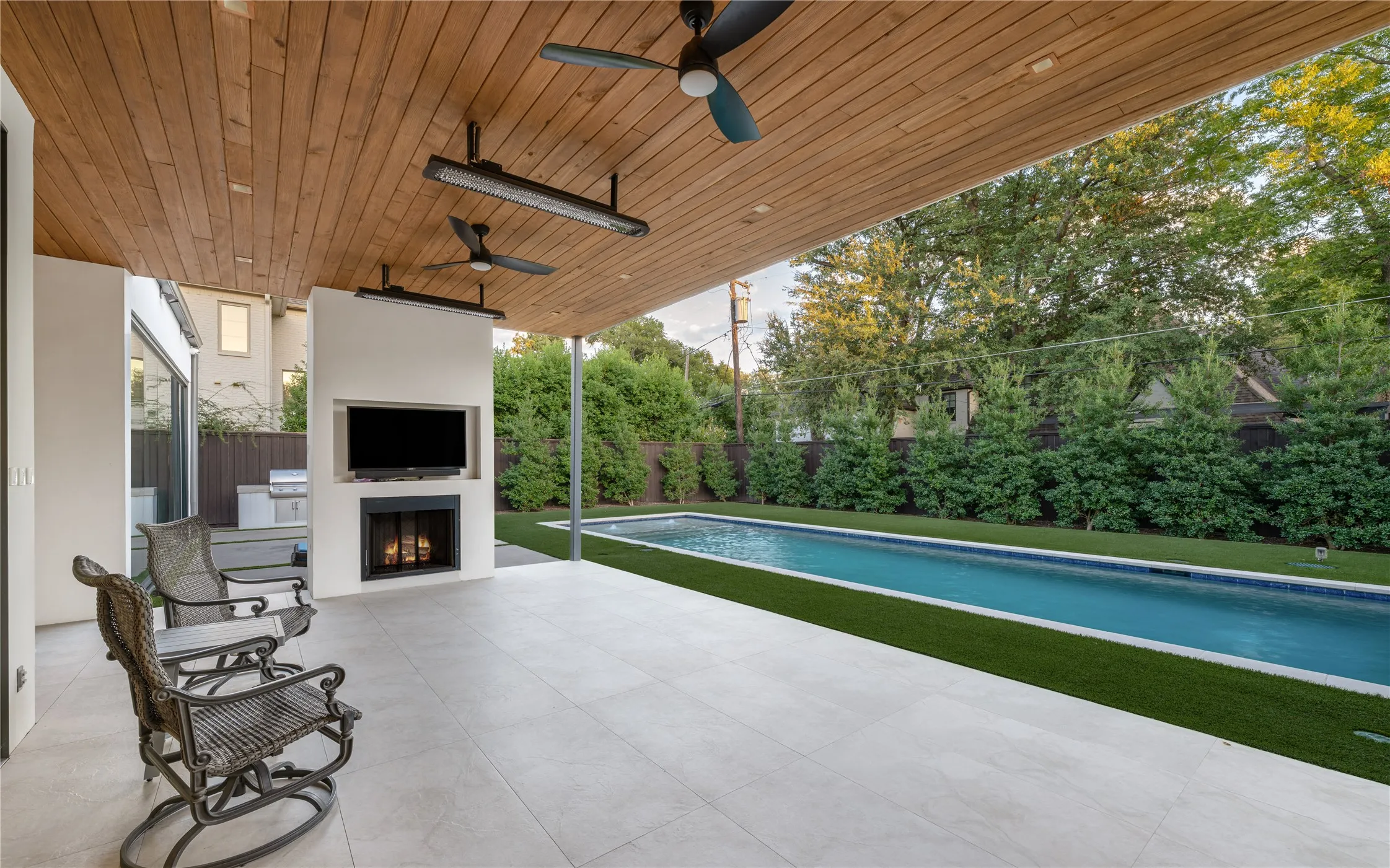 Single Family Residence For Sale in Dallas County , 6438 Deloache Avenue, Dallas, Texas 75225, 5 Bedroom, 9 Bathroom, 3 Garage spaces, 6,383 Sqft, built in 2021, mls#21387516, Real Estate Agent in Dallas, Homes For Sale in Dallas county, Homes For Sale in Dallas, Realtor in Dallas Texas, Real Estate Brokerage Independent Realty Texas, Luminita Cordes Realtor