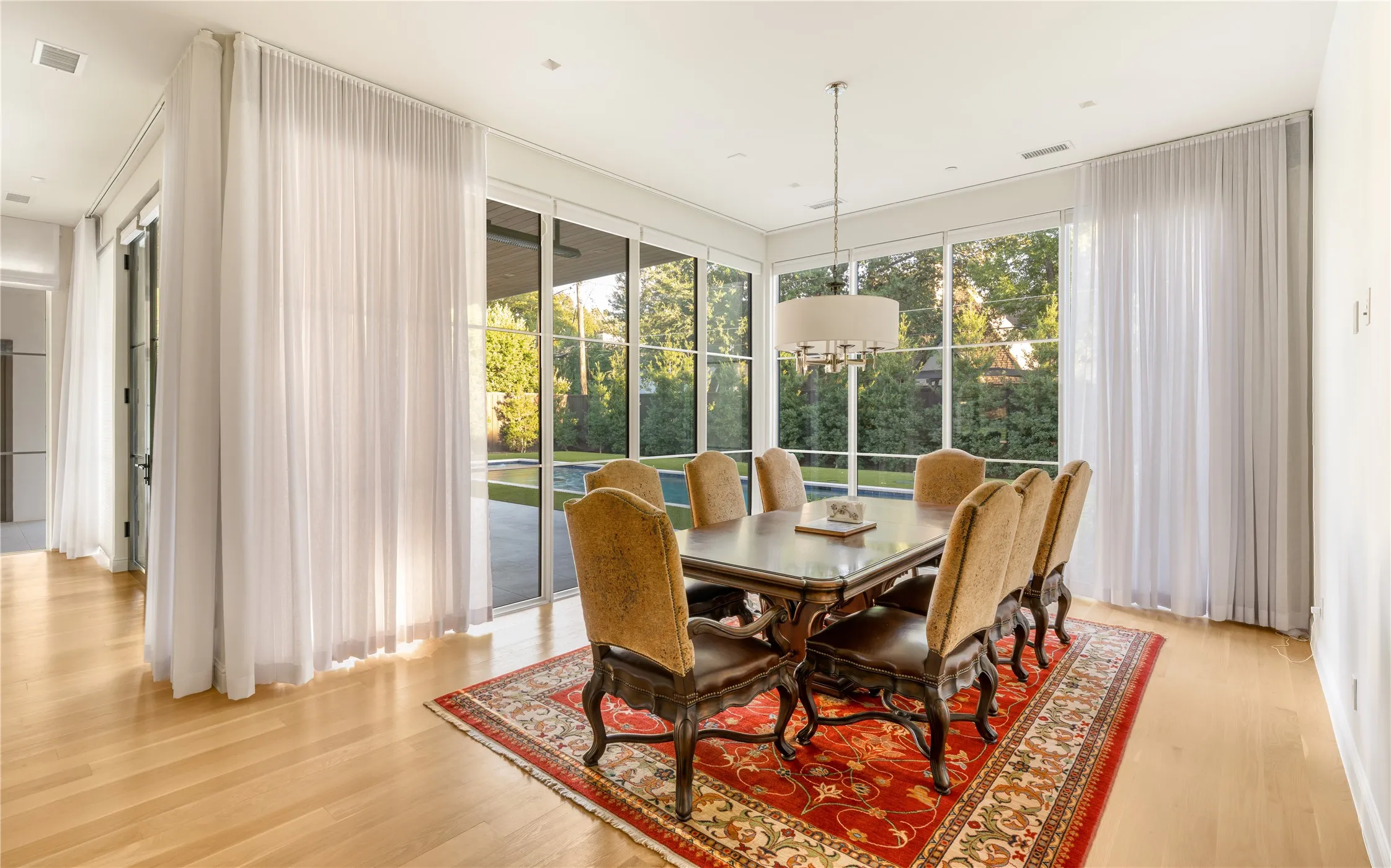 Single Family Residence For Sale in Dallas County , 6438 Deloache Avenue, Dallas, Texas 75225, 5 Bedroom, 9 Bathroom, 3 Garage spaces, 6,383 Sqft, built in 2021, mls#21387516, Real Estate Agent in Dallas, Homes For Sale in Dallas county, Homes For Sale in Dallas, Realtor in Dallas Texas, Real Estate Brokerage Independent Realty Texas, Luminita Cordes Realtor
