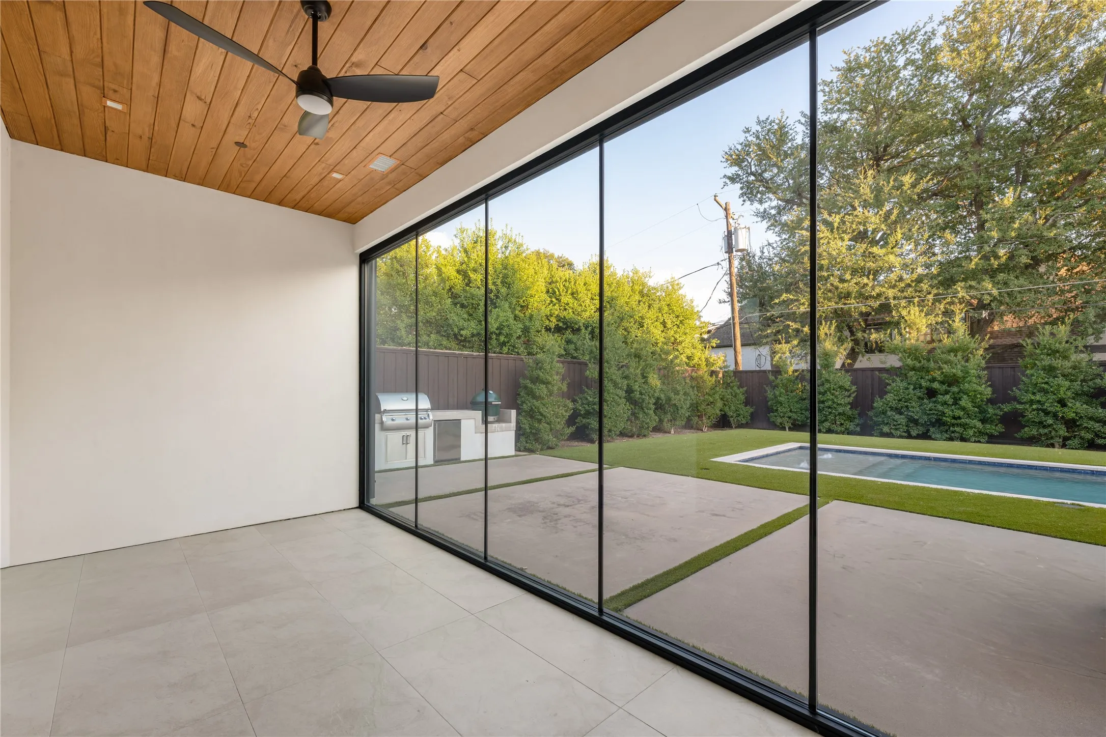 Single Family Residence For Sale in Dallas County , 6438 Deloache Avenue, Dallas, Texas 75225, 5 Bedroom, 9 Bathroom, 3 Garage spaces, 6,383 Sqft, built in 2021, mls#21387516, Real Estate Agent in Dallas, Homes For Sale in Dallas county, Homes For Sale in Dallas, Realtor in Dallas Texas, Real Estate Brokerage Independent Realty Texas, Luminita Cordes Realtor