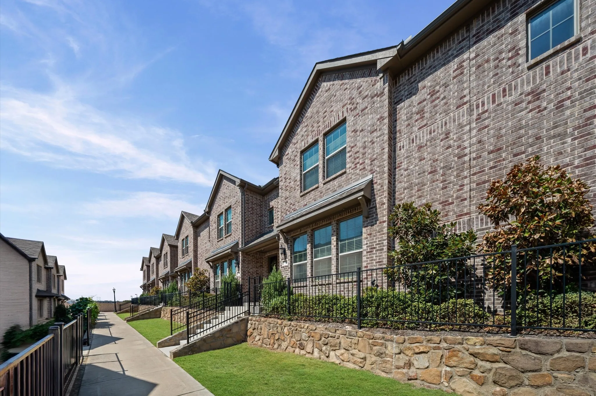 Condominium For Sale in Tarrant County , 905 Suma Drive, Euless, Texas 76040, 3 Bedroom, 3 Bathroom, 2 Garage spaces, 2,022 Sqft, built in 2023, mls#21390854, Real Estate Agent in Euless, Homes For Sale in Tarrant county, Homes For Sale in Euless, Realtor in Euless Texas, Real Estate Brokerage Independent Realty Texas, Luminita Cordes Realtor