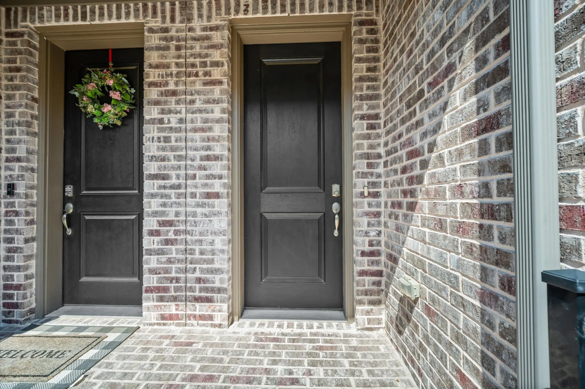 Condominium For Sale in Tarrant County , 905 Suma Drive, Euless, Texas 76040, 3 Bedroom, 3 Bathroom, 2 Garage spaces, 2,022 Sqft, built in 2023, mls#21390854, Real Estate Agent in Euless, Homes For Sale in Tarrant county, Homes For Sale in Euless, Realtor in Euless Texas, Real Estate Brokerage Independent Realty Texas, Luminita Cordes Realtor